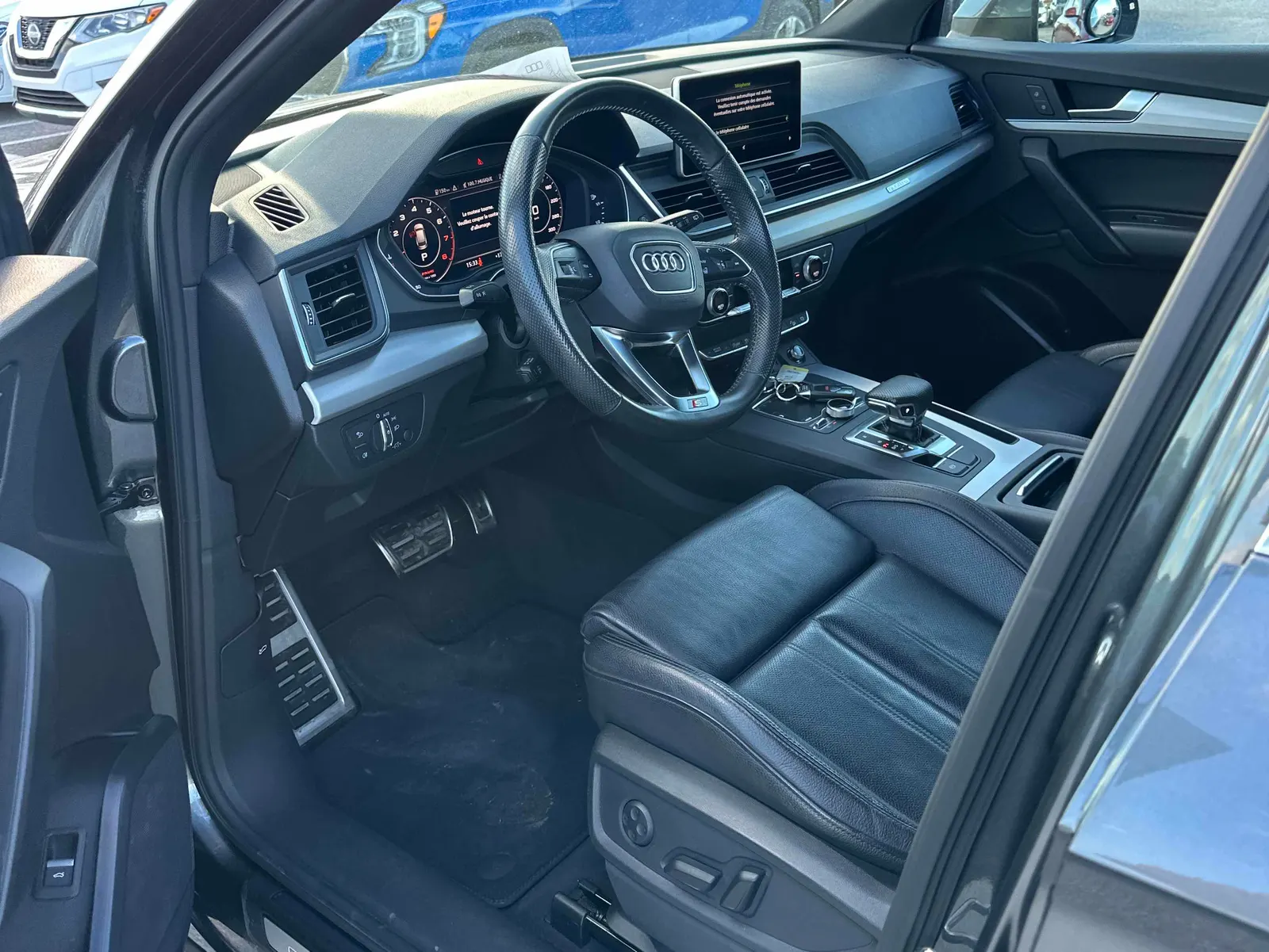 Interior driver side