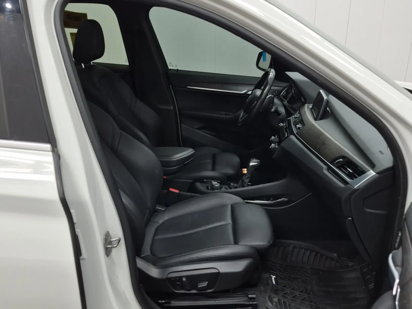 Right Side Interior Photo