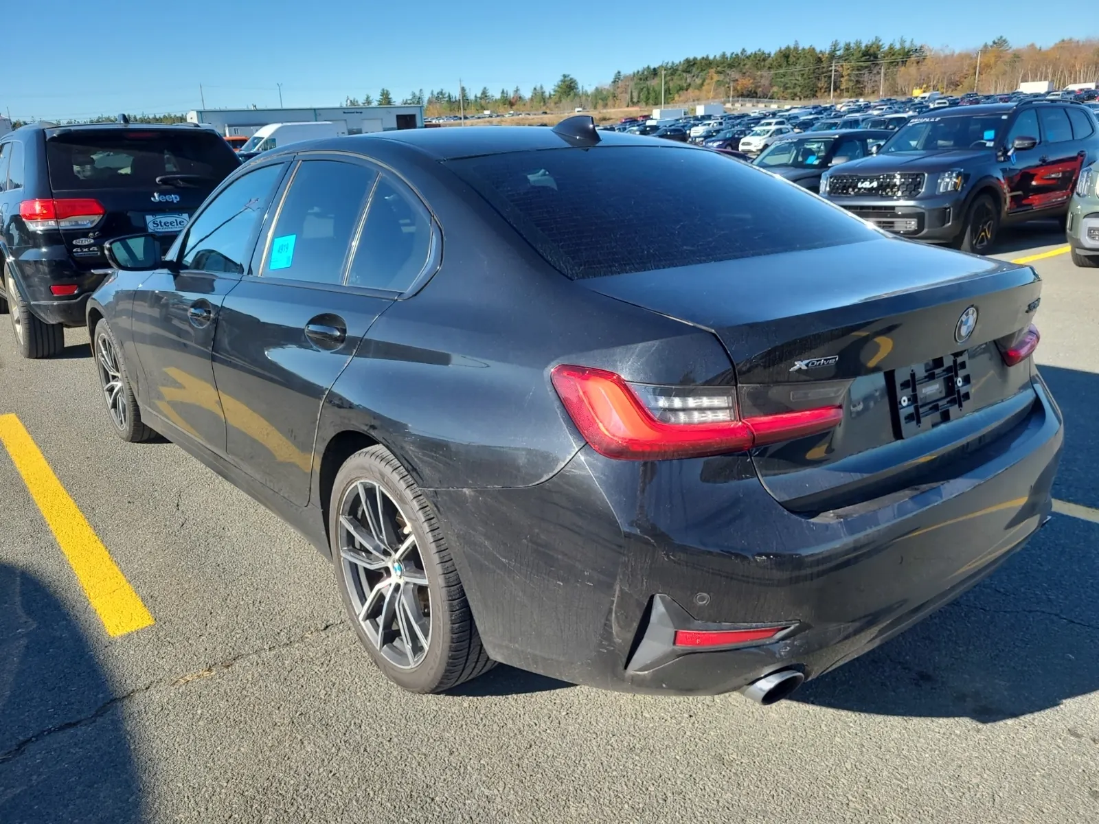 Driver Rear 3/4 Photo