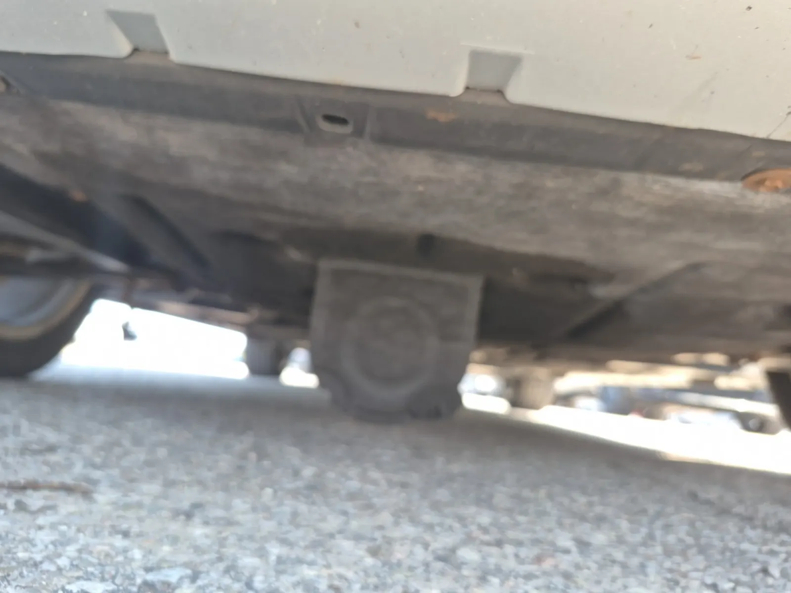 Undercarriage - Front Photo