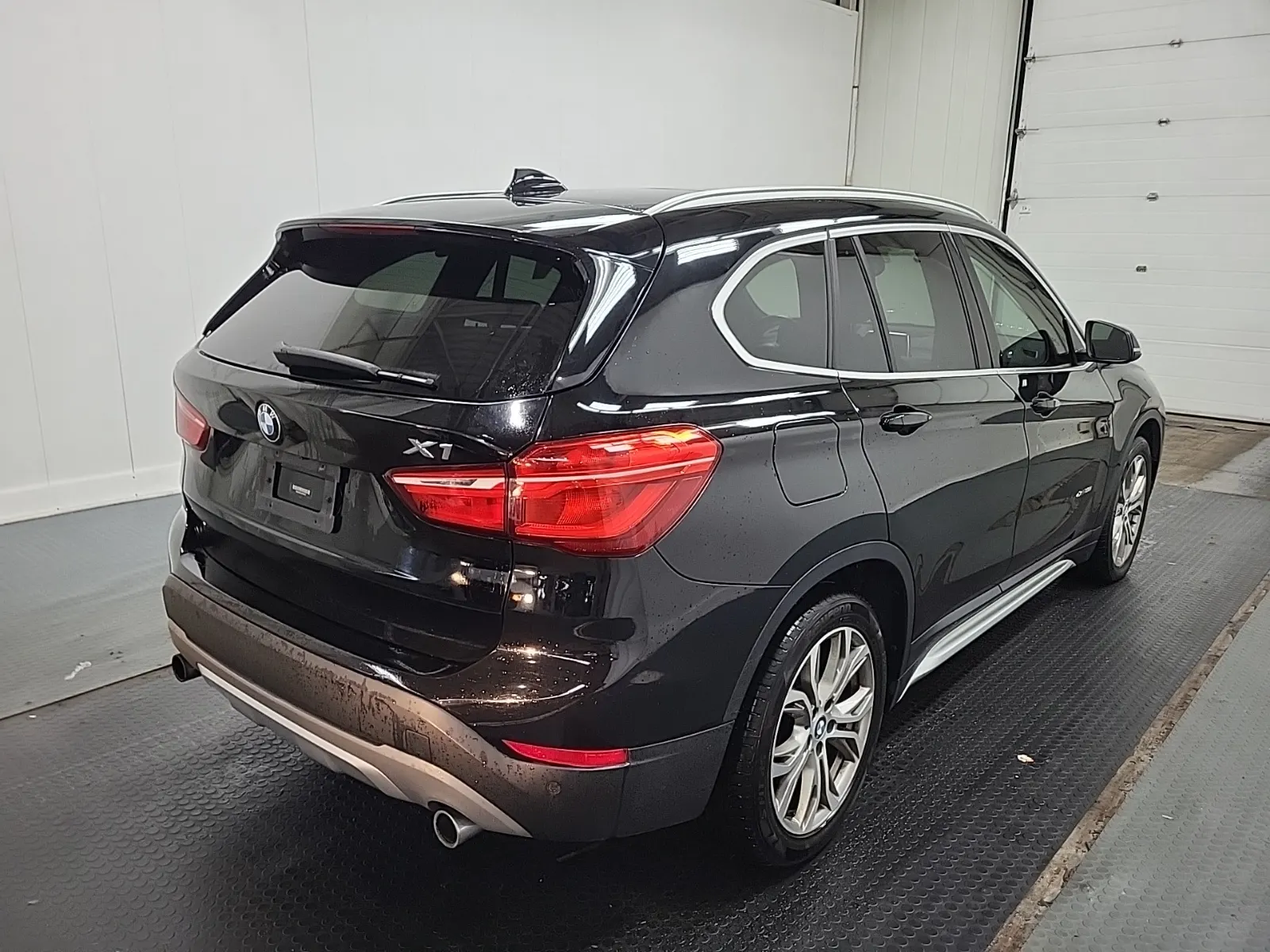 Passenger Rear 3/4 Photo