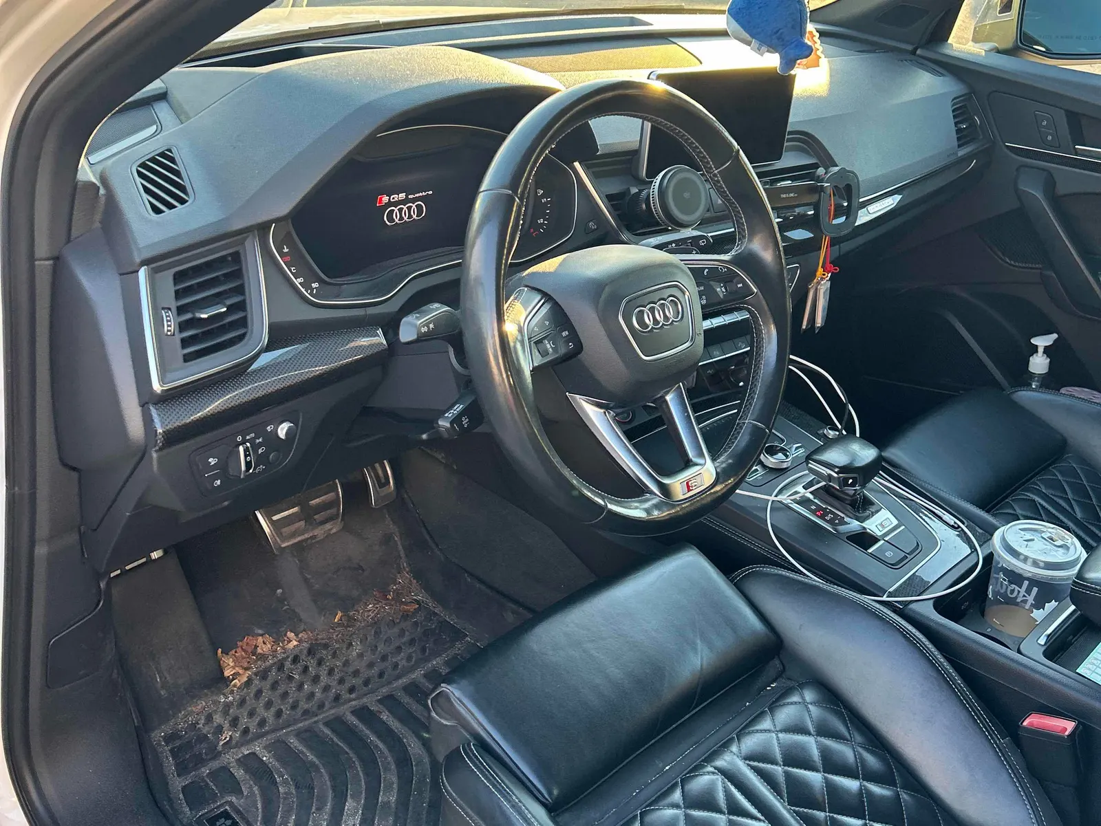 Interior driver side