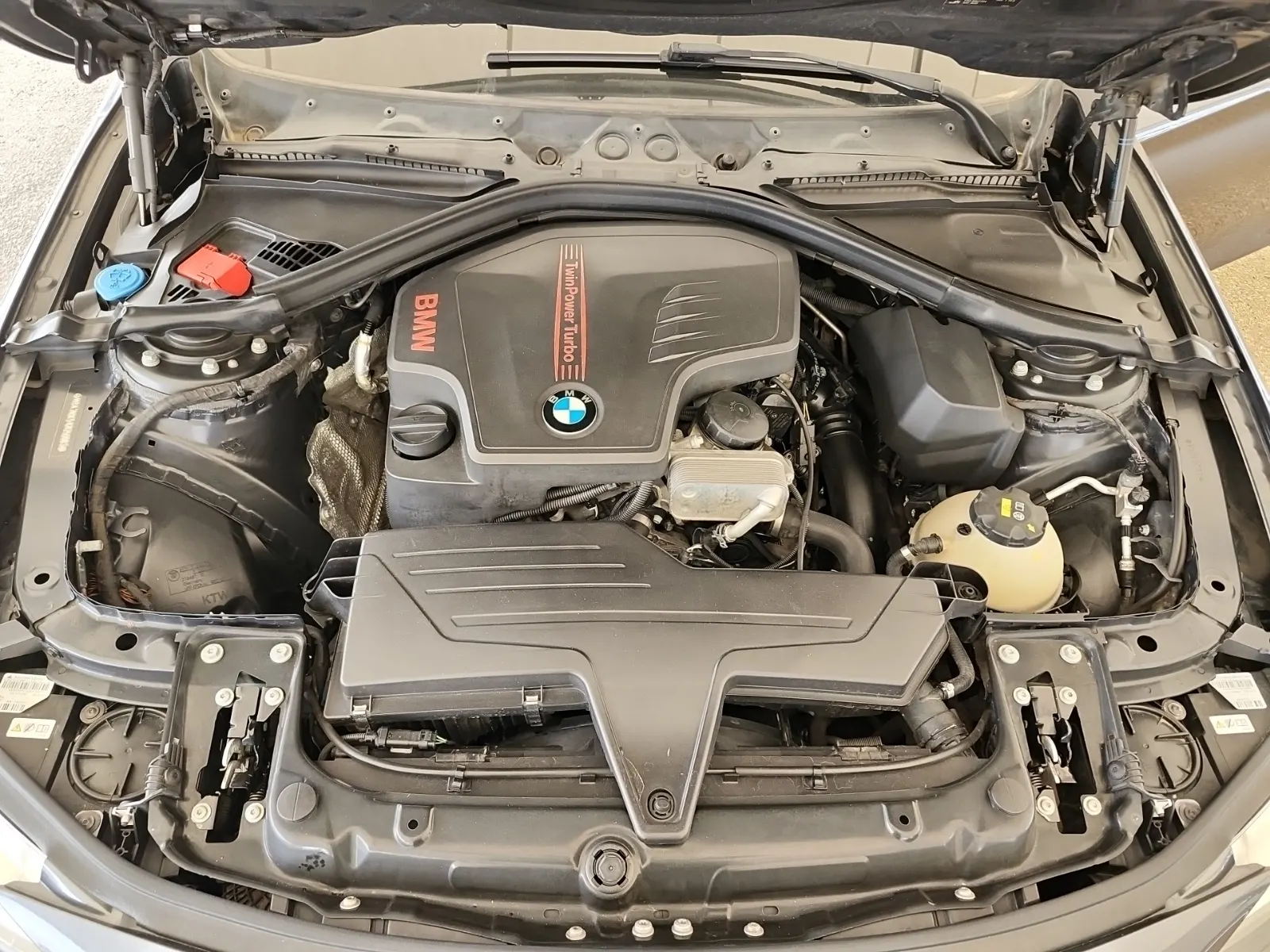 Engine Photo