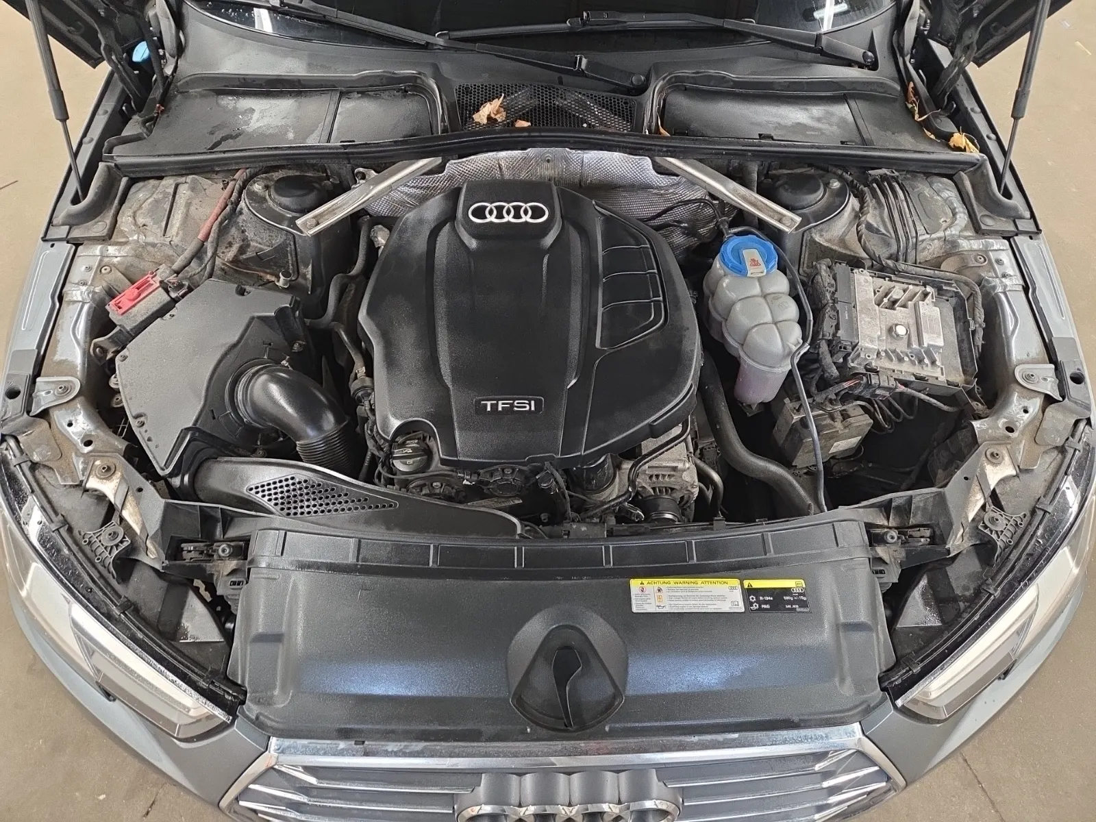 Engine Photo