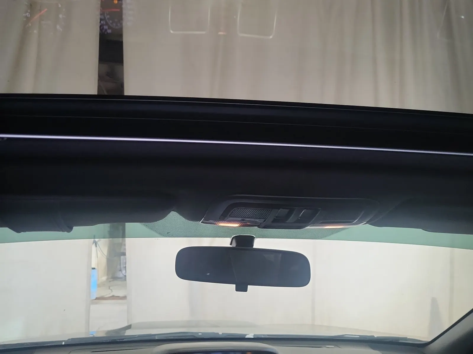 Interior Roof Photo