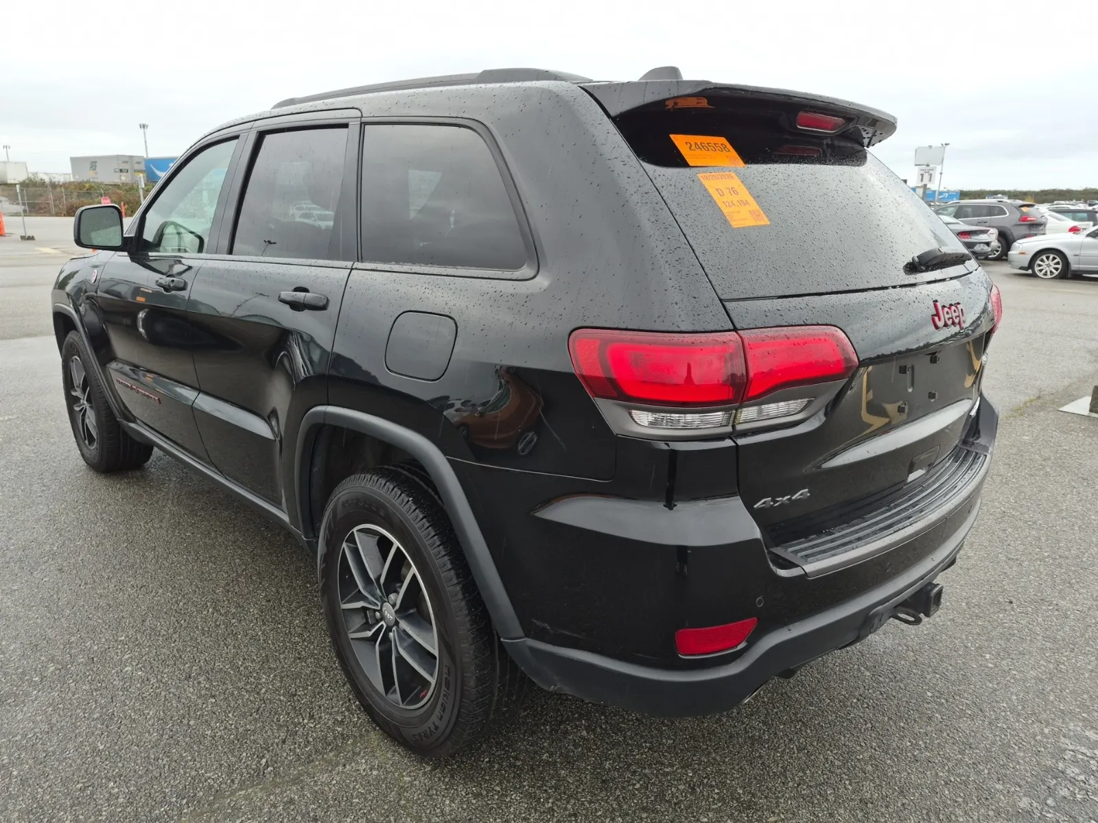 Driver Rear 3/4 Photo
