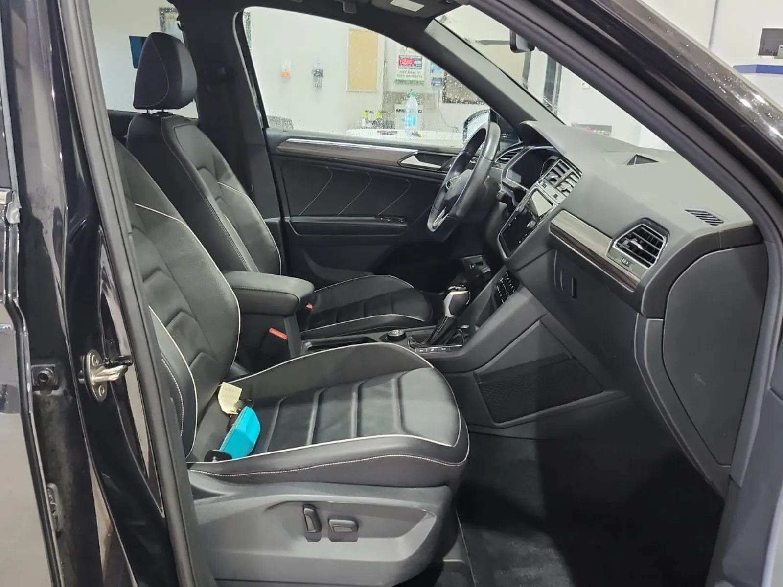 Right Side Interior Photo