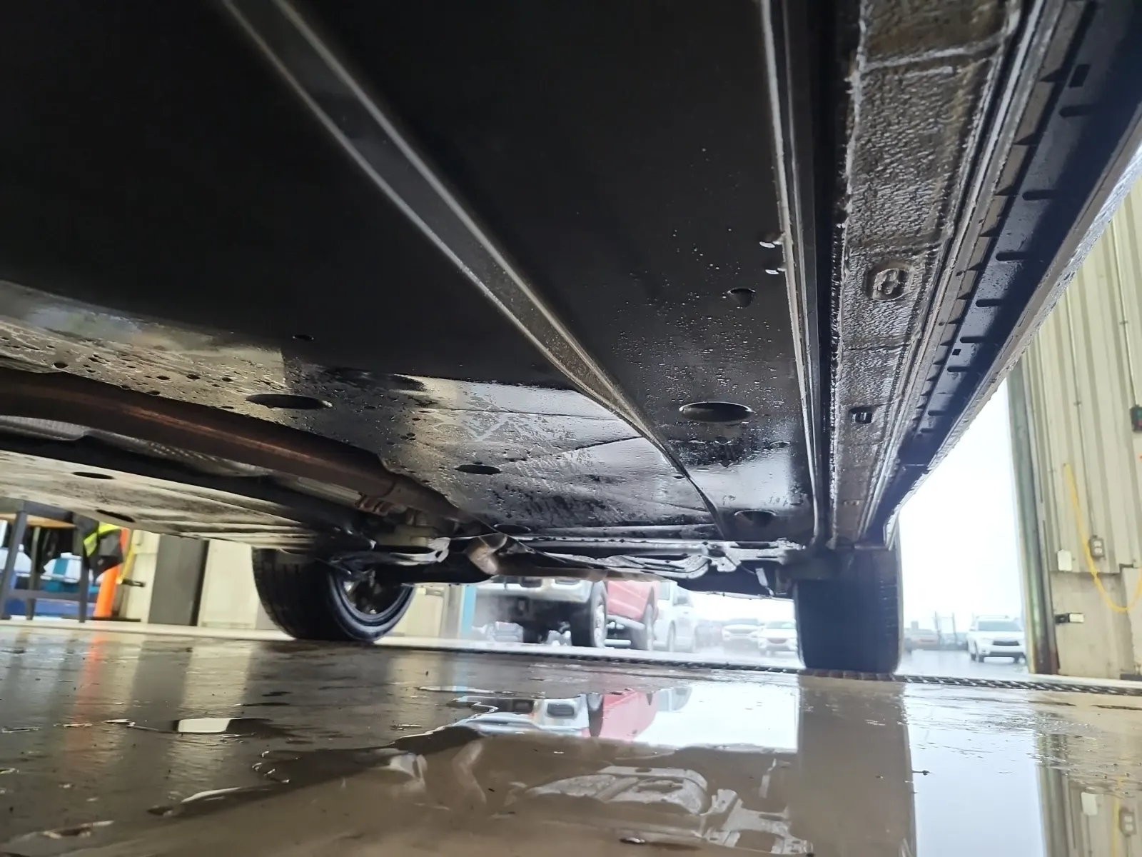 Undercarriage - Driver Photo