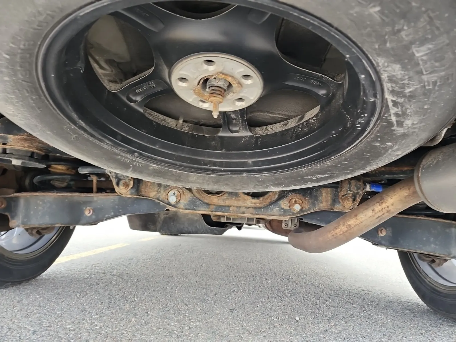 Spare Tire & Wheel Photo