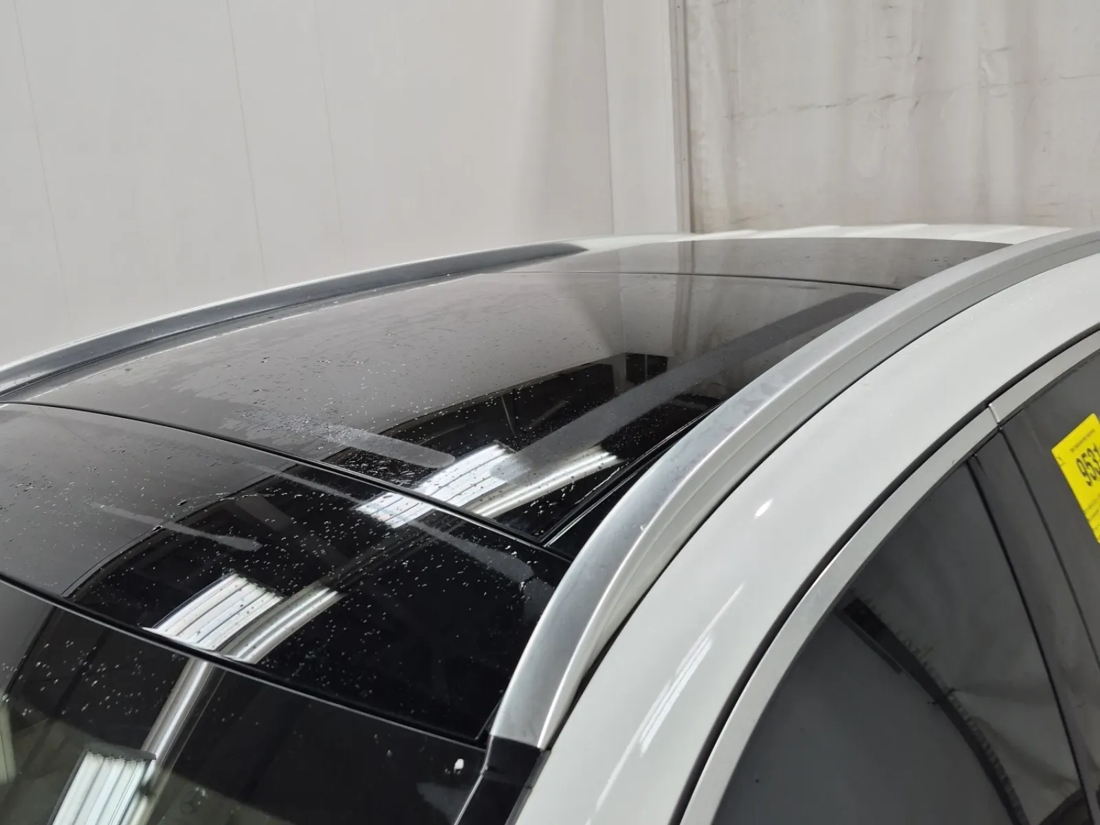 Exterior Roof Photo