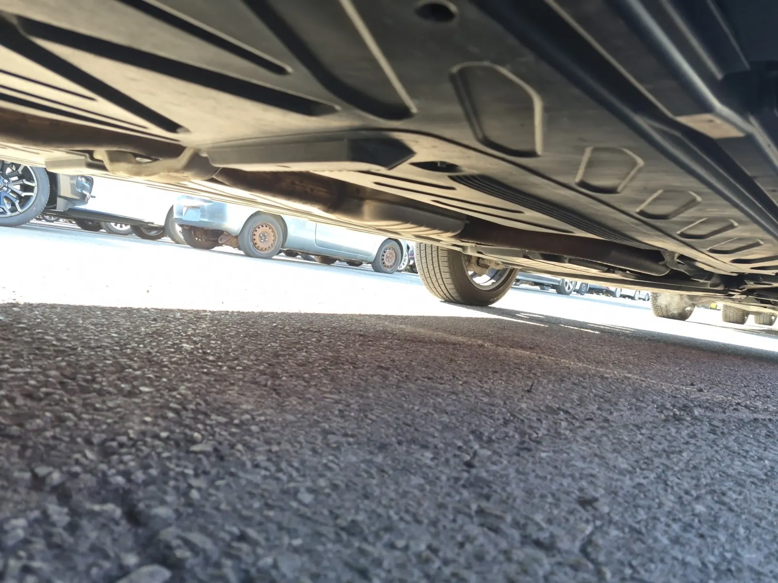 Undercarriage - Passenger Photo