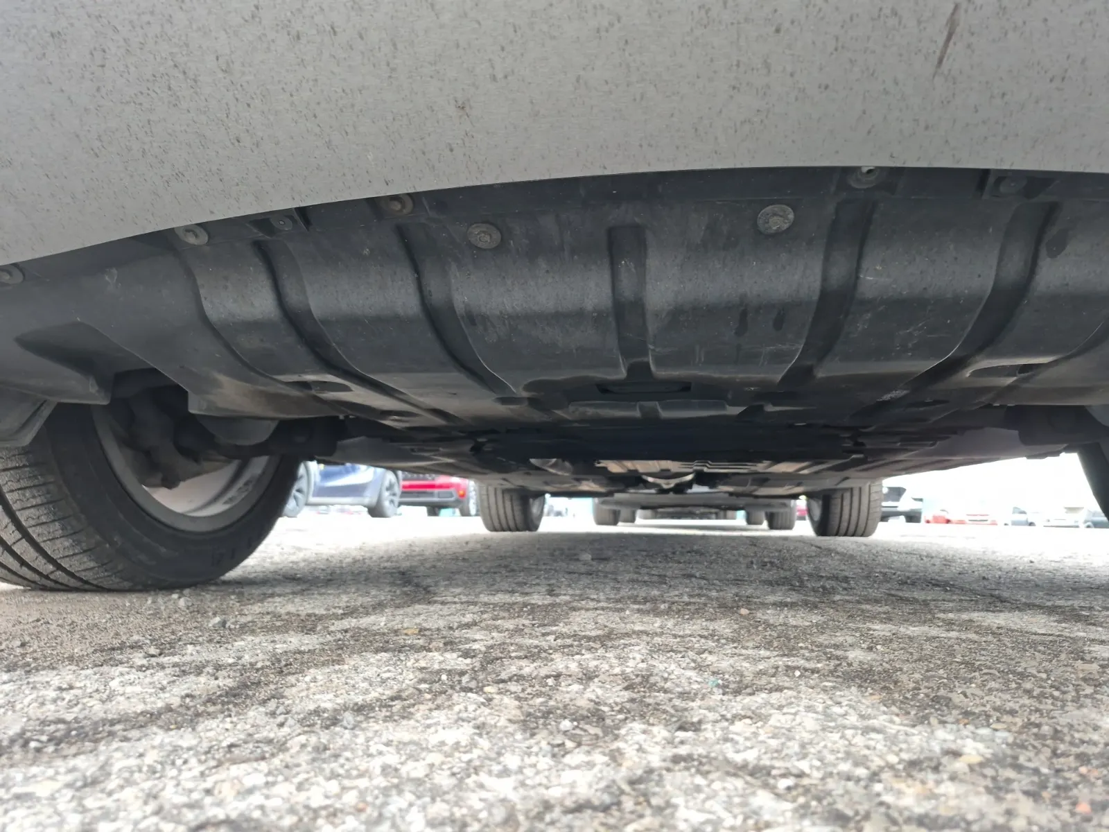 Undercarriage - Front Photo