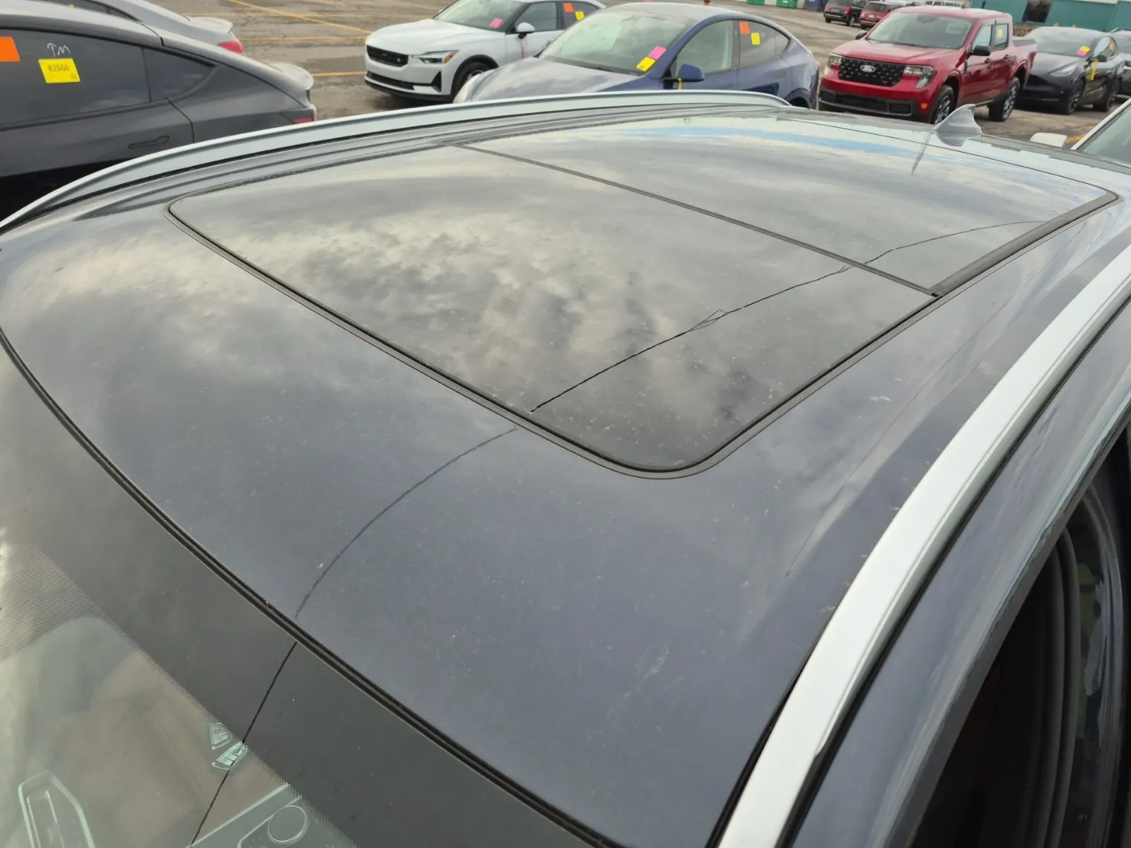 Exterior Roof Photo