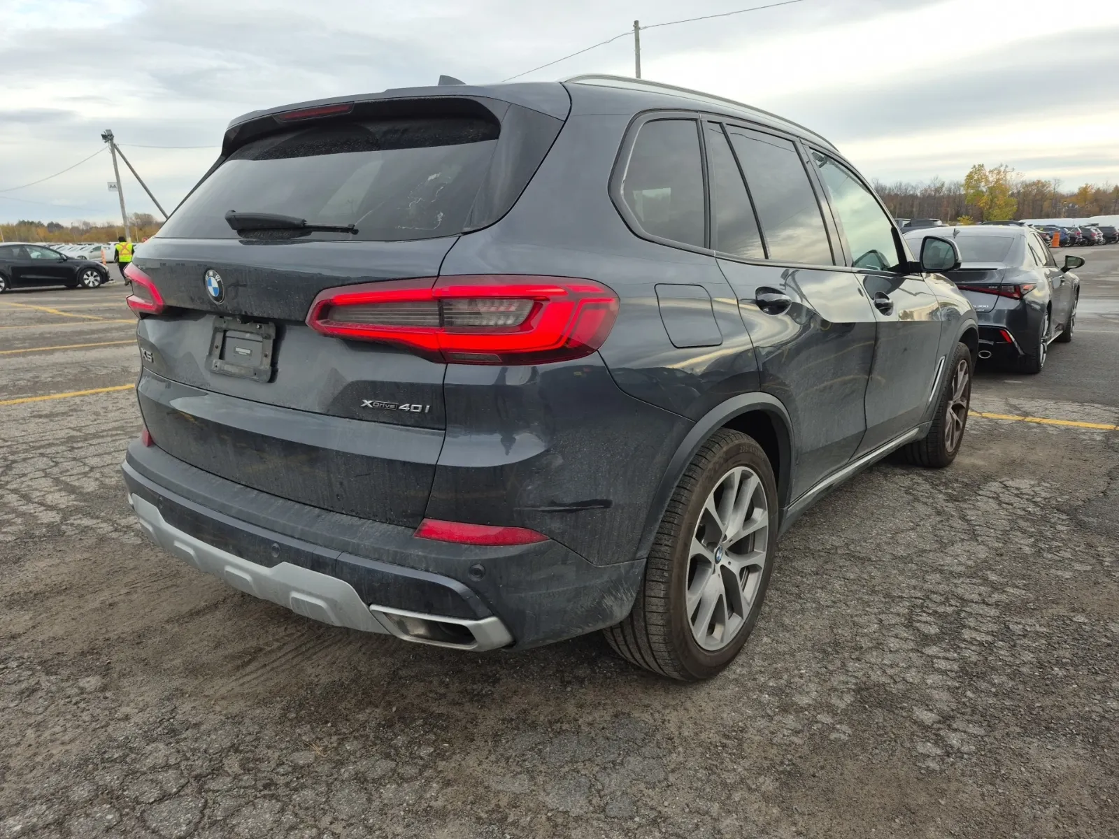Passenger Rear 3/4 Photo