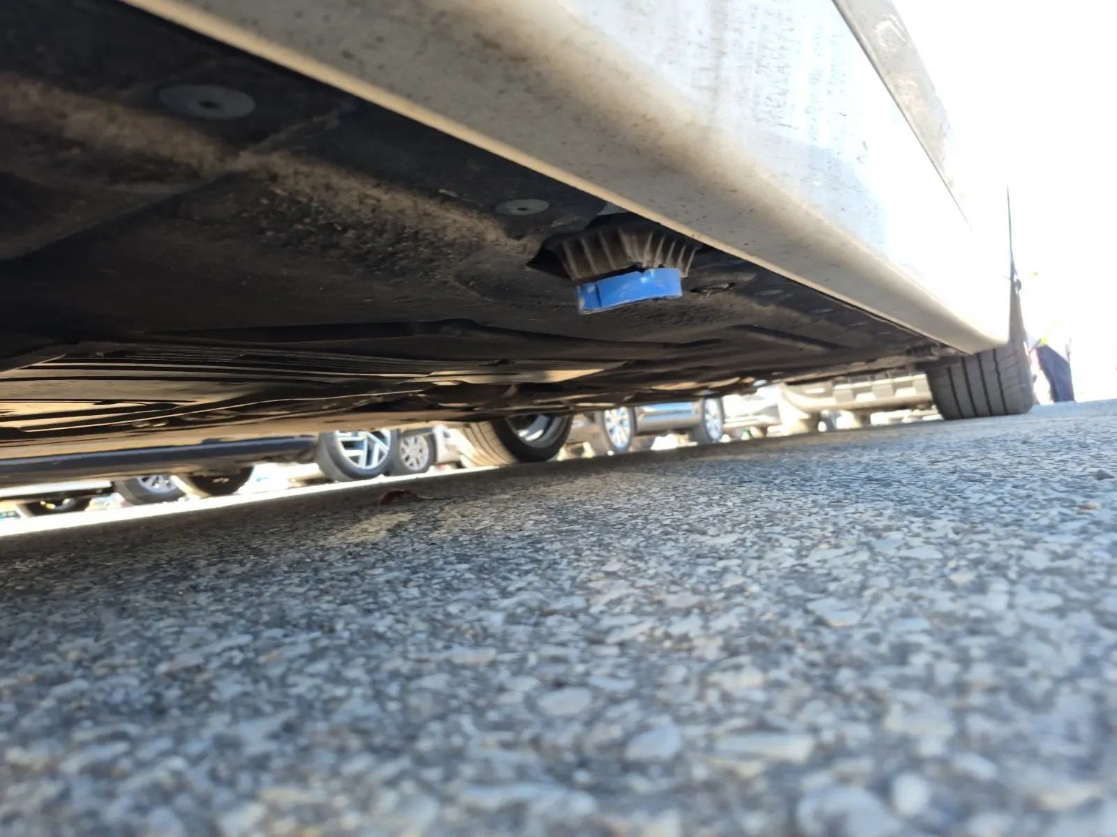 Undercarriage - Driver Photo