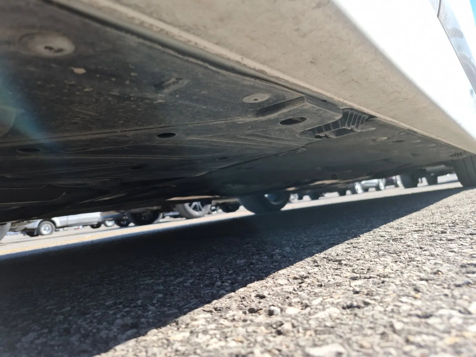 Undercarriage - Passenger Photo
