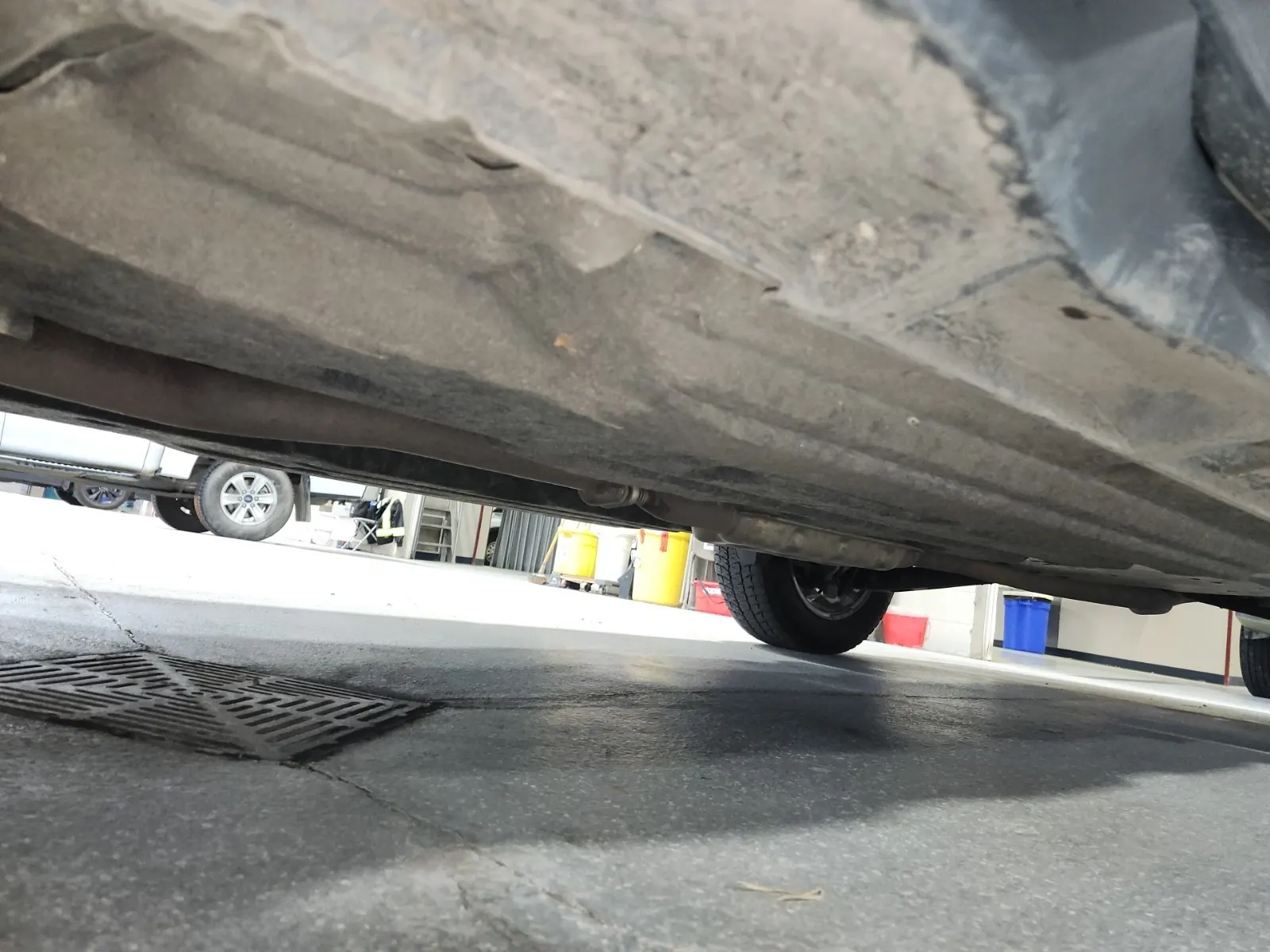 Undercarriage - Driver Photo