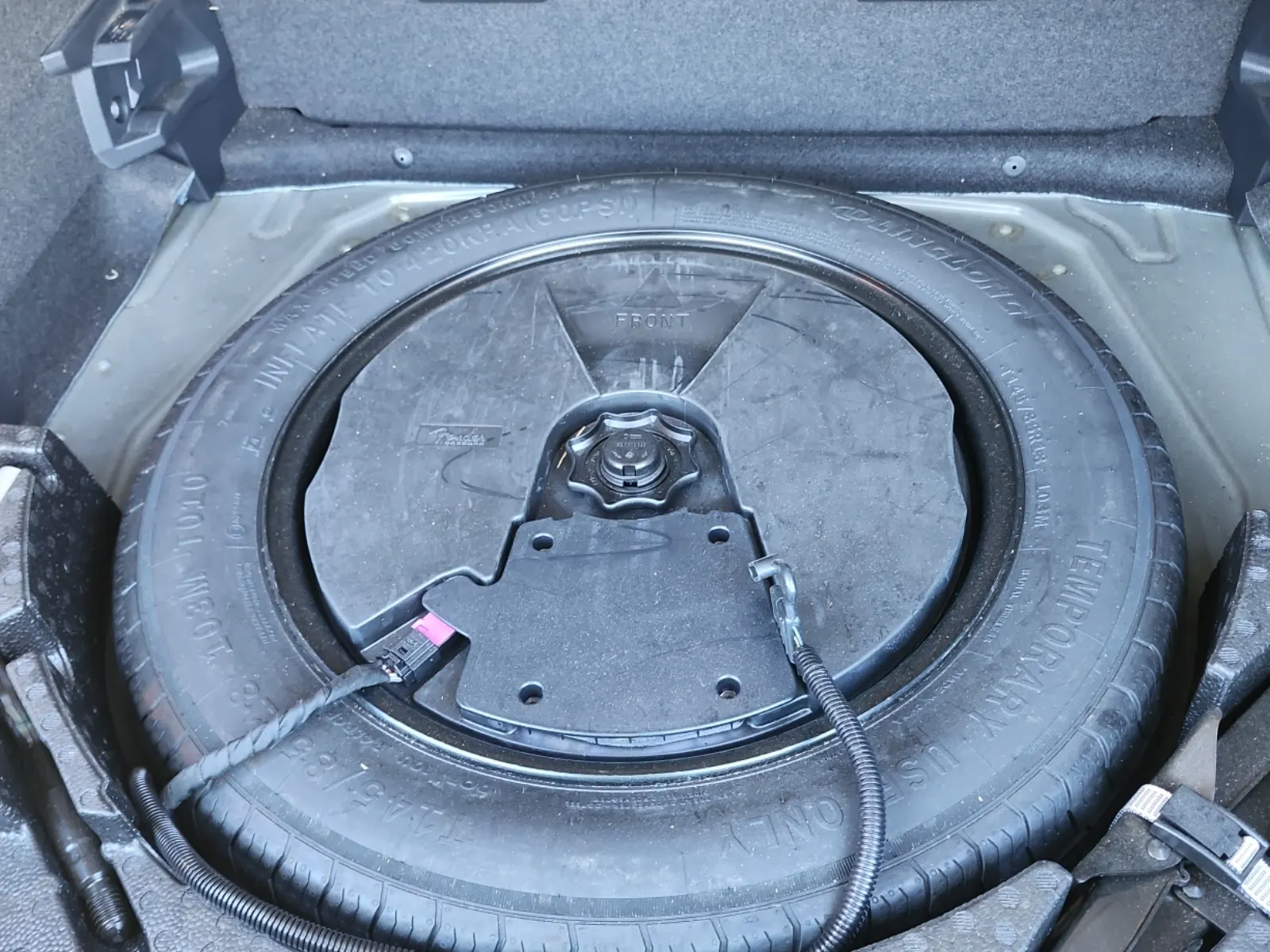 Spare Tire & Wheel Photo