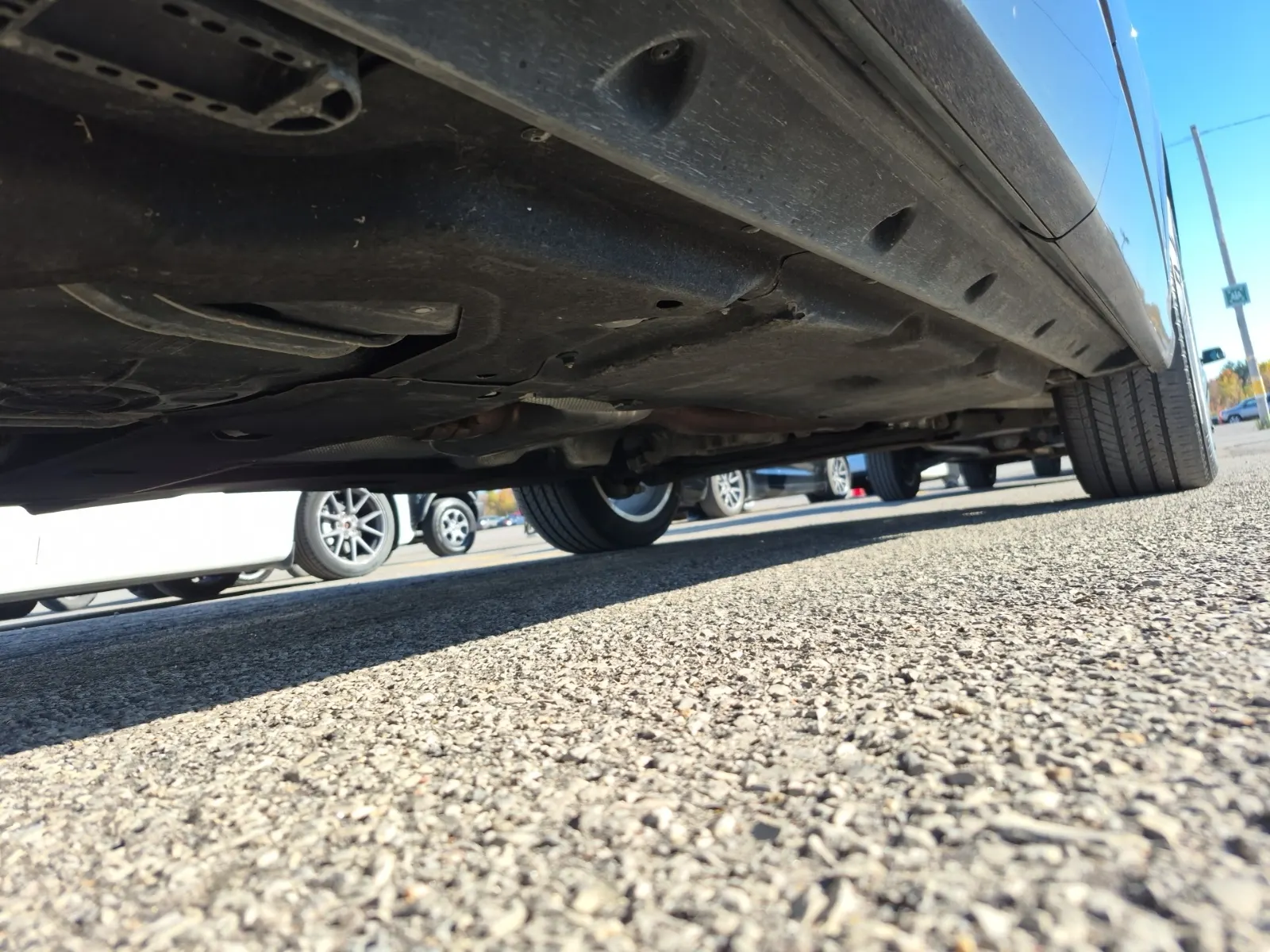 Undercarriage - Passenger Photo