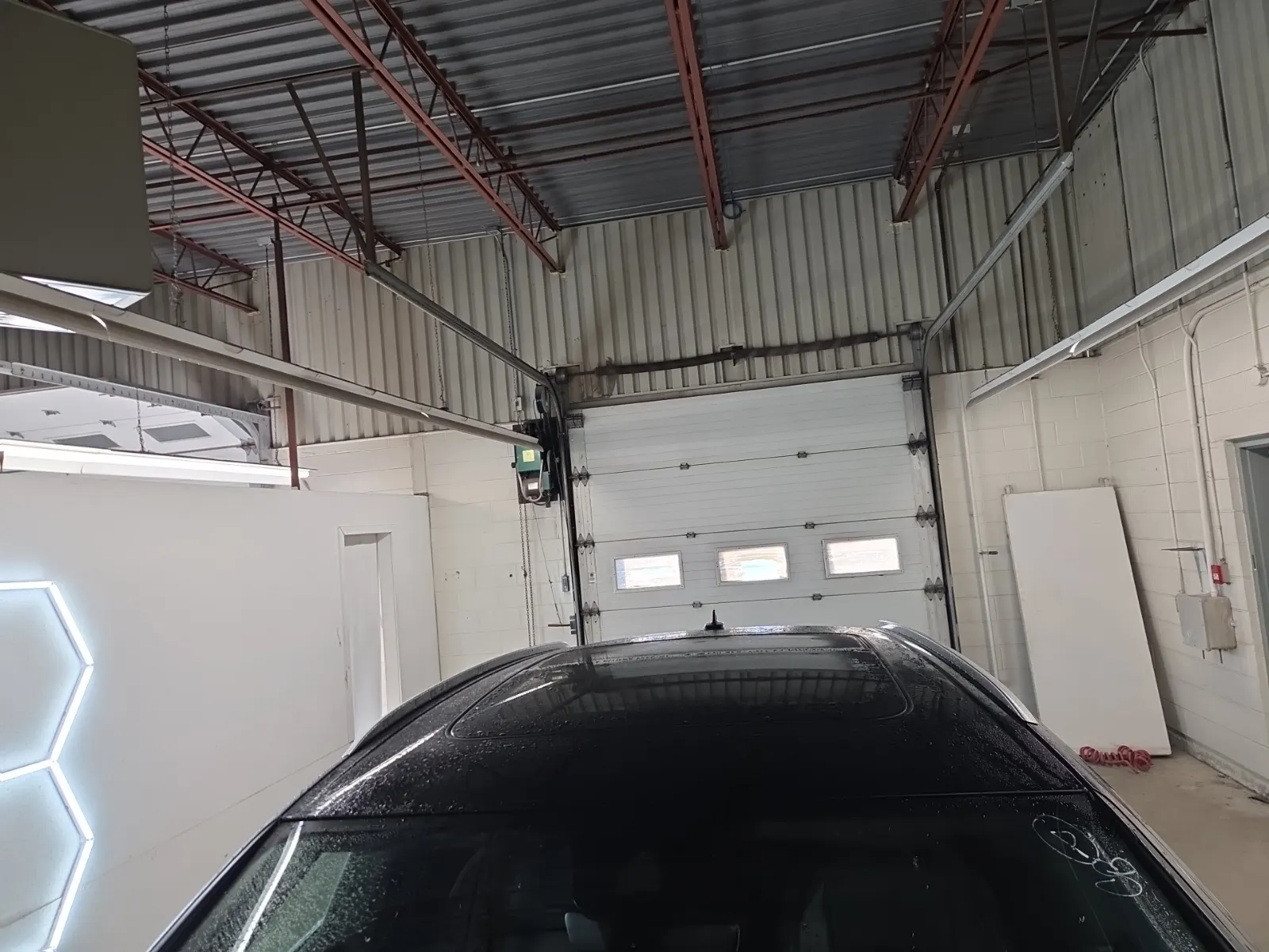 Exterior Roof Photo
