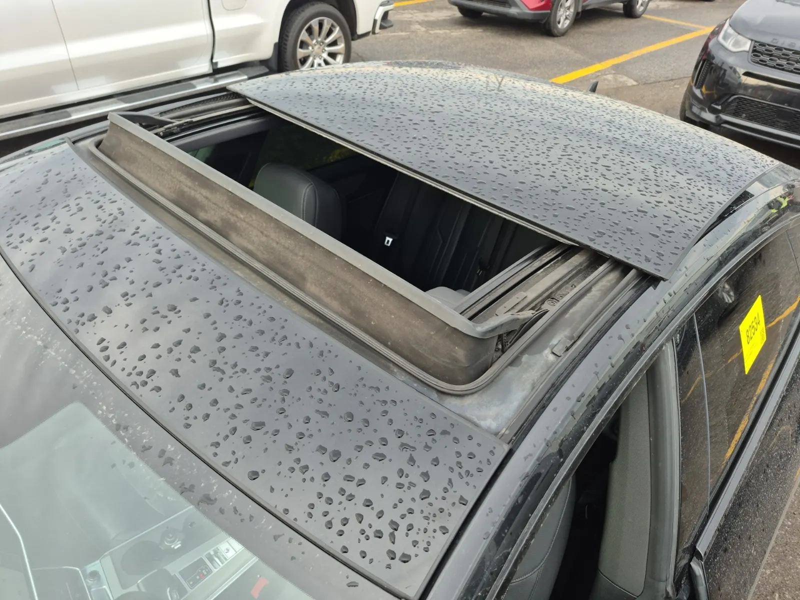 Exterior Roof Photo