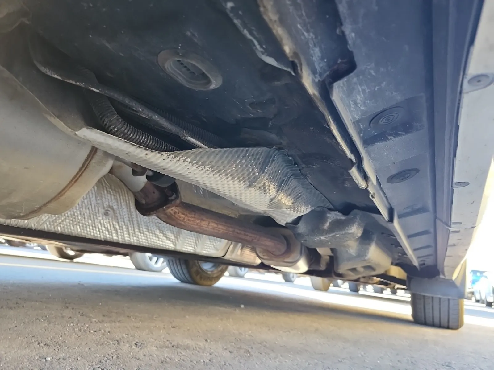 Undercarriage - Passenger Photo