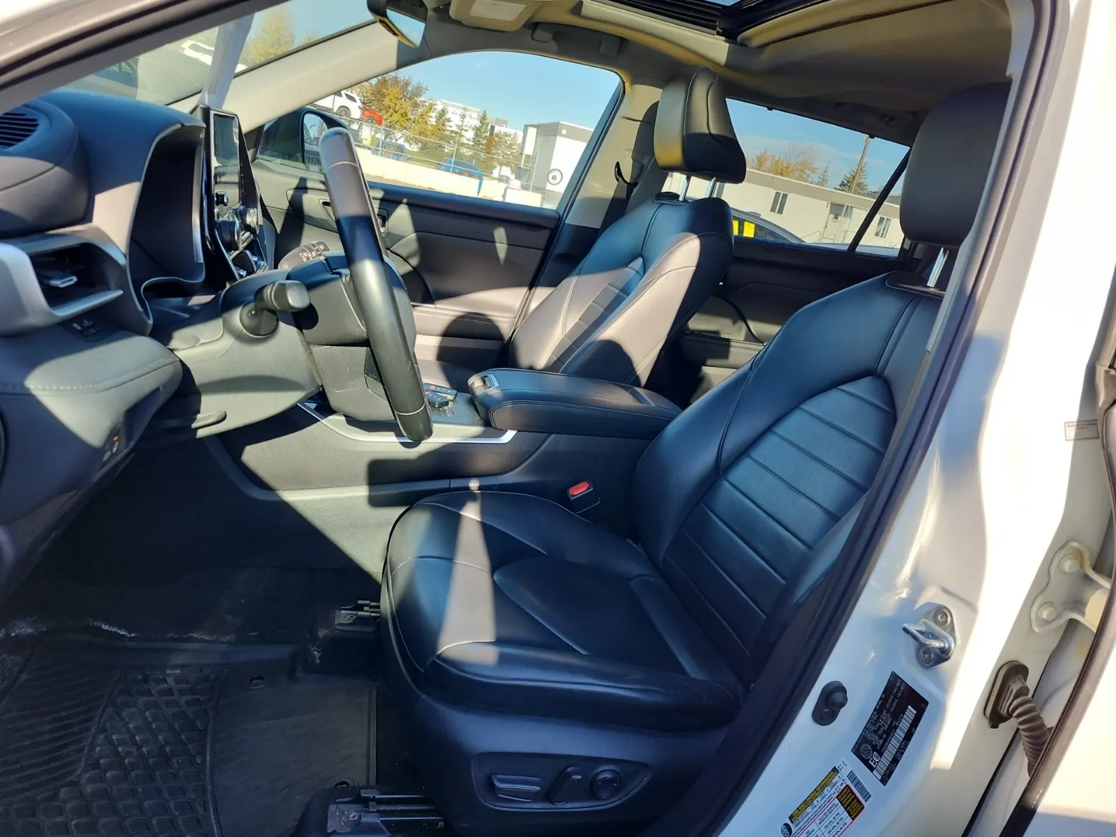 Front Interior Photo