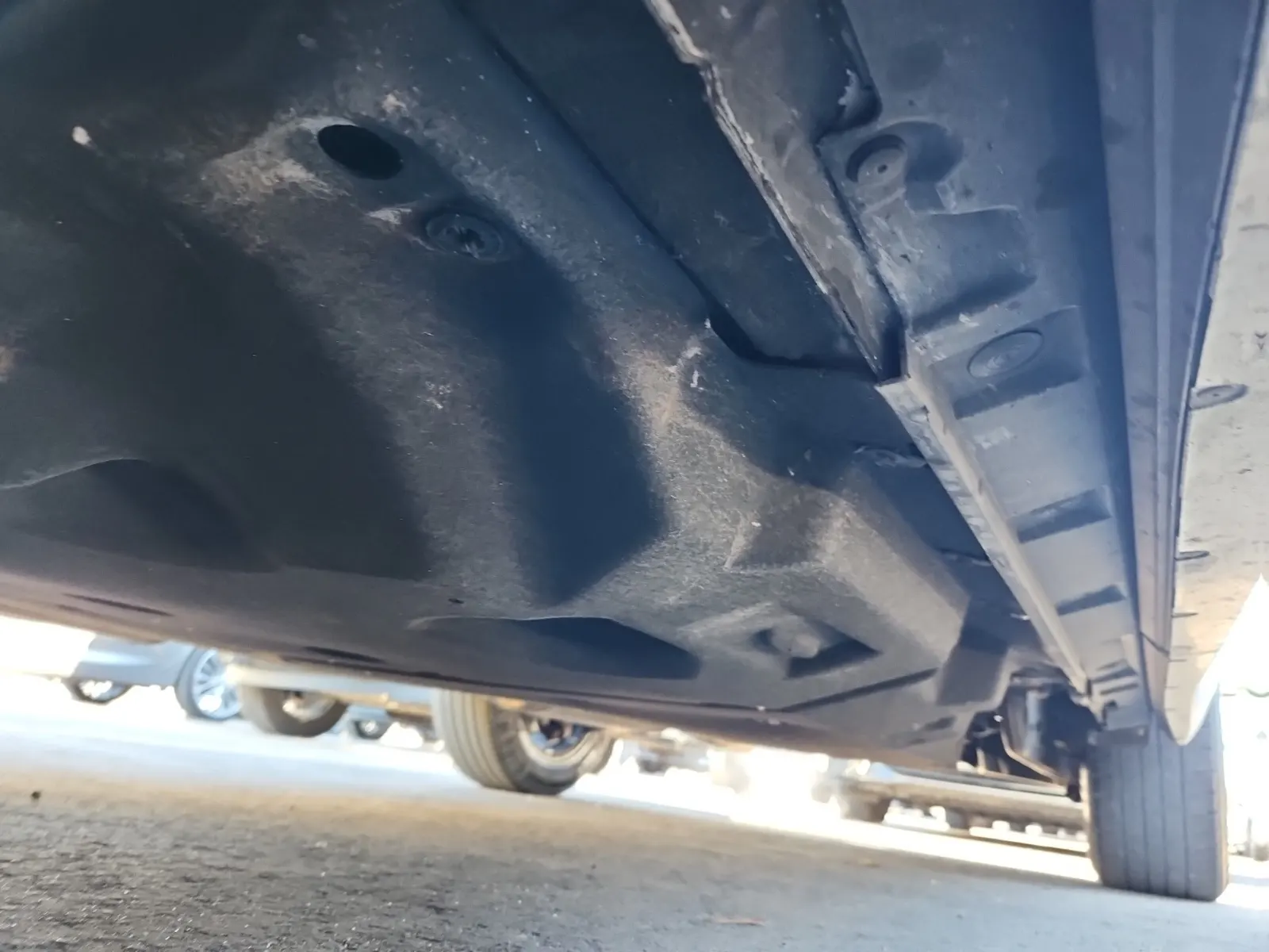 Undercarriage - Driver Photo
