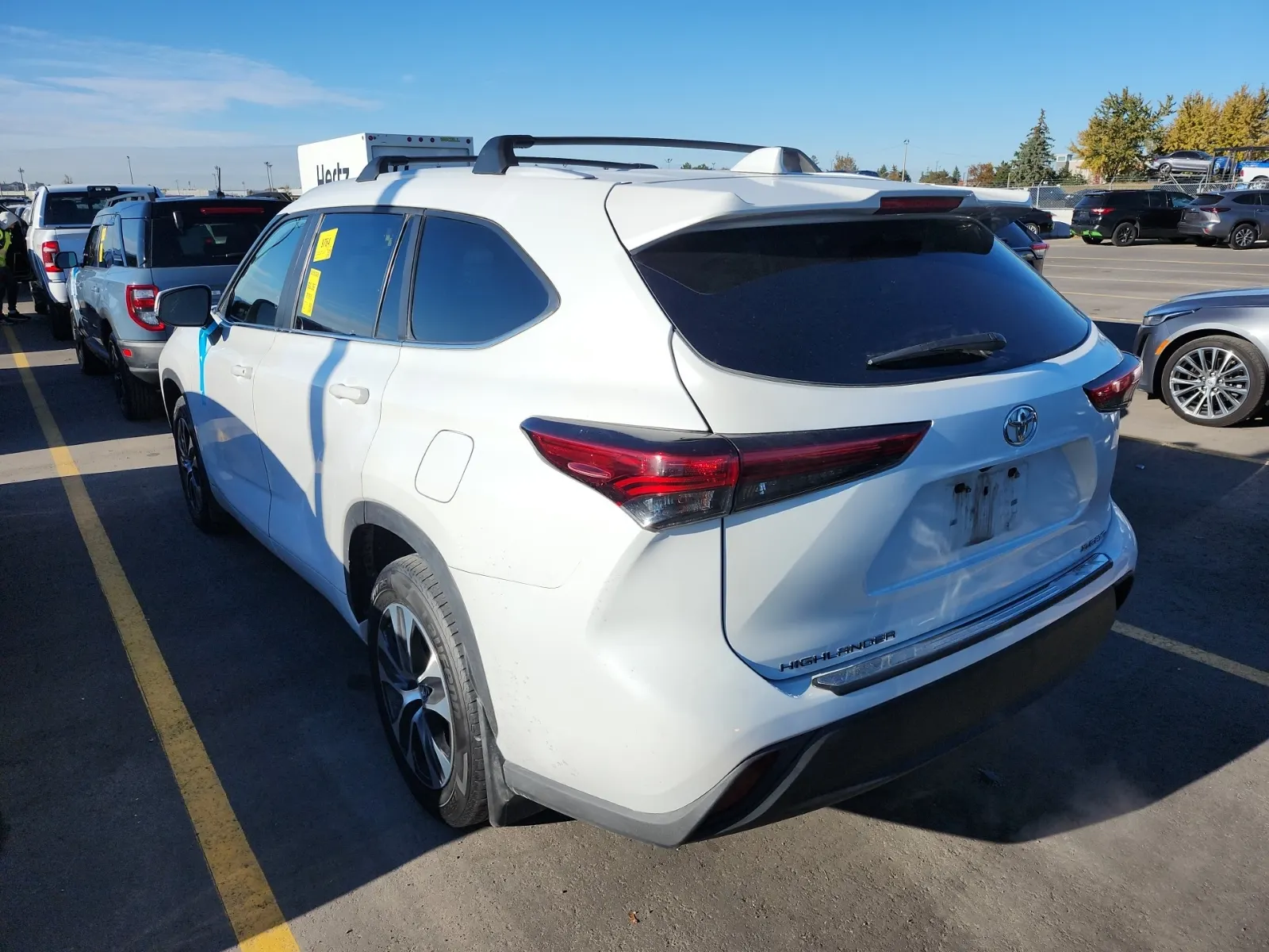Driver Rear 3/4 Photo