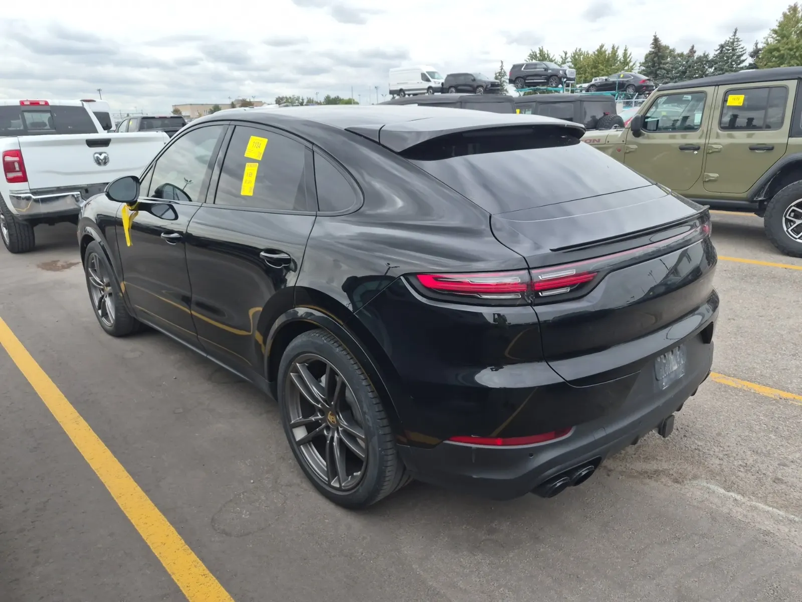 Driver Rear 3/4 Photo