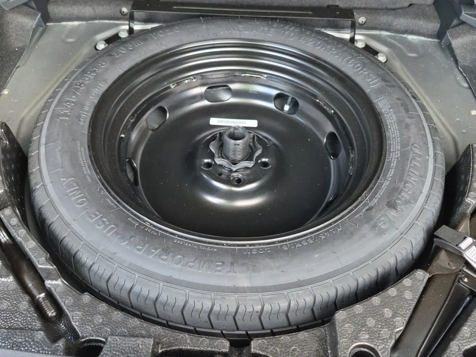 Spare Tire & Wheel Photo