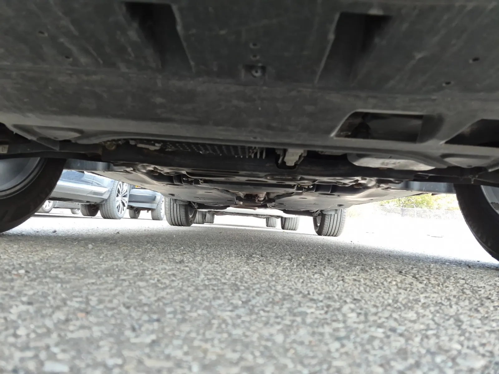 Undercarriage - Front Photo
