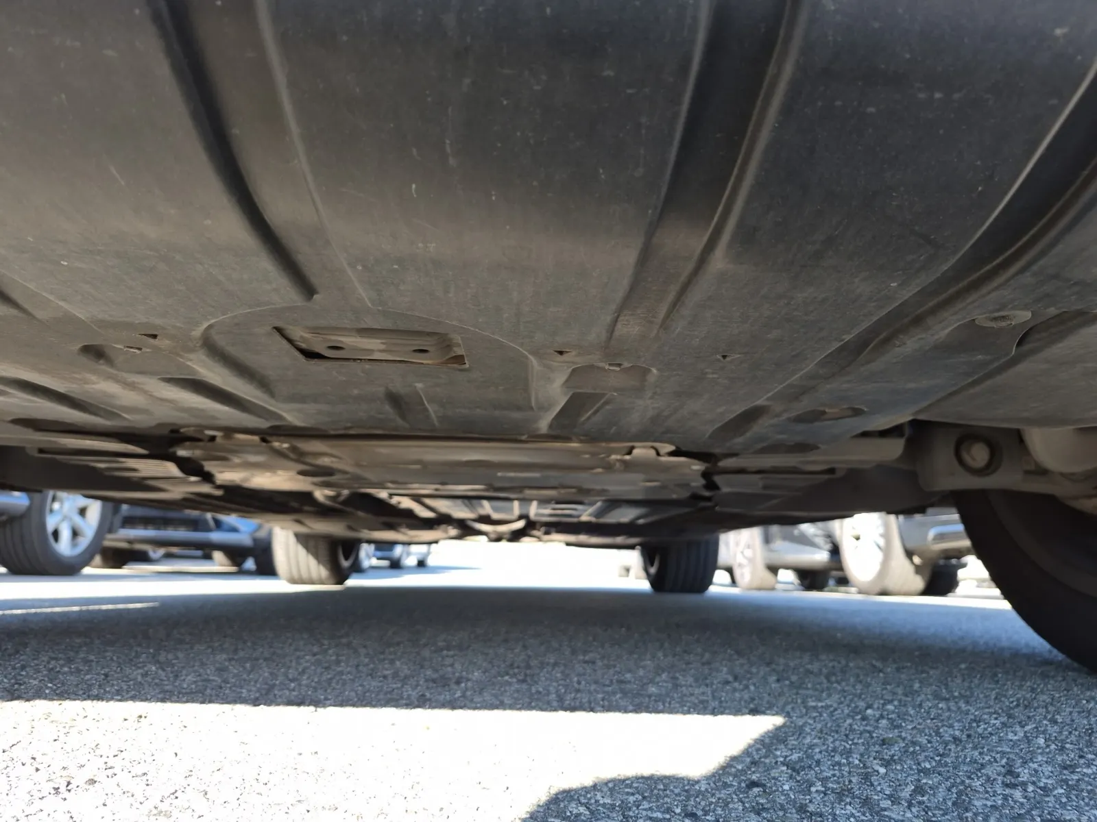 Undercarriage - Front Photo