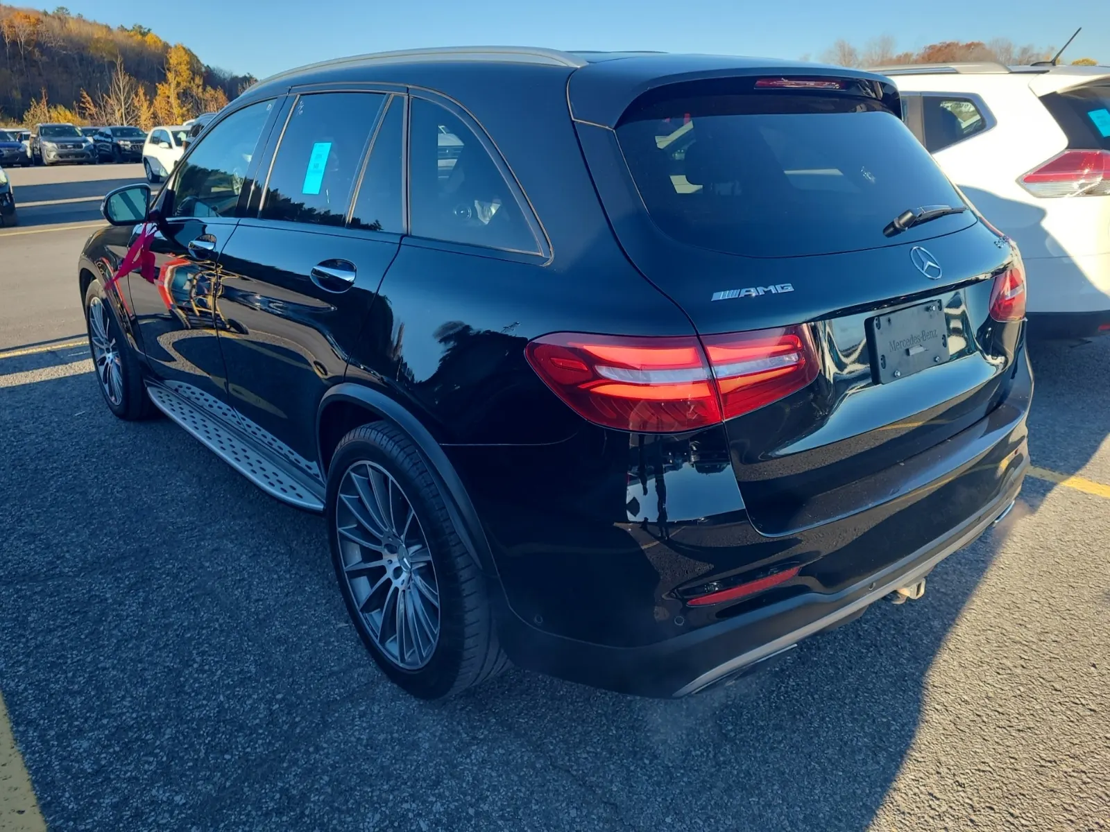 Driver Rear 3/4 Photo