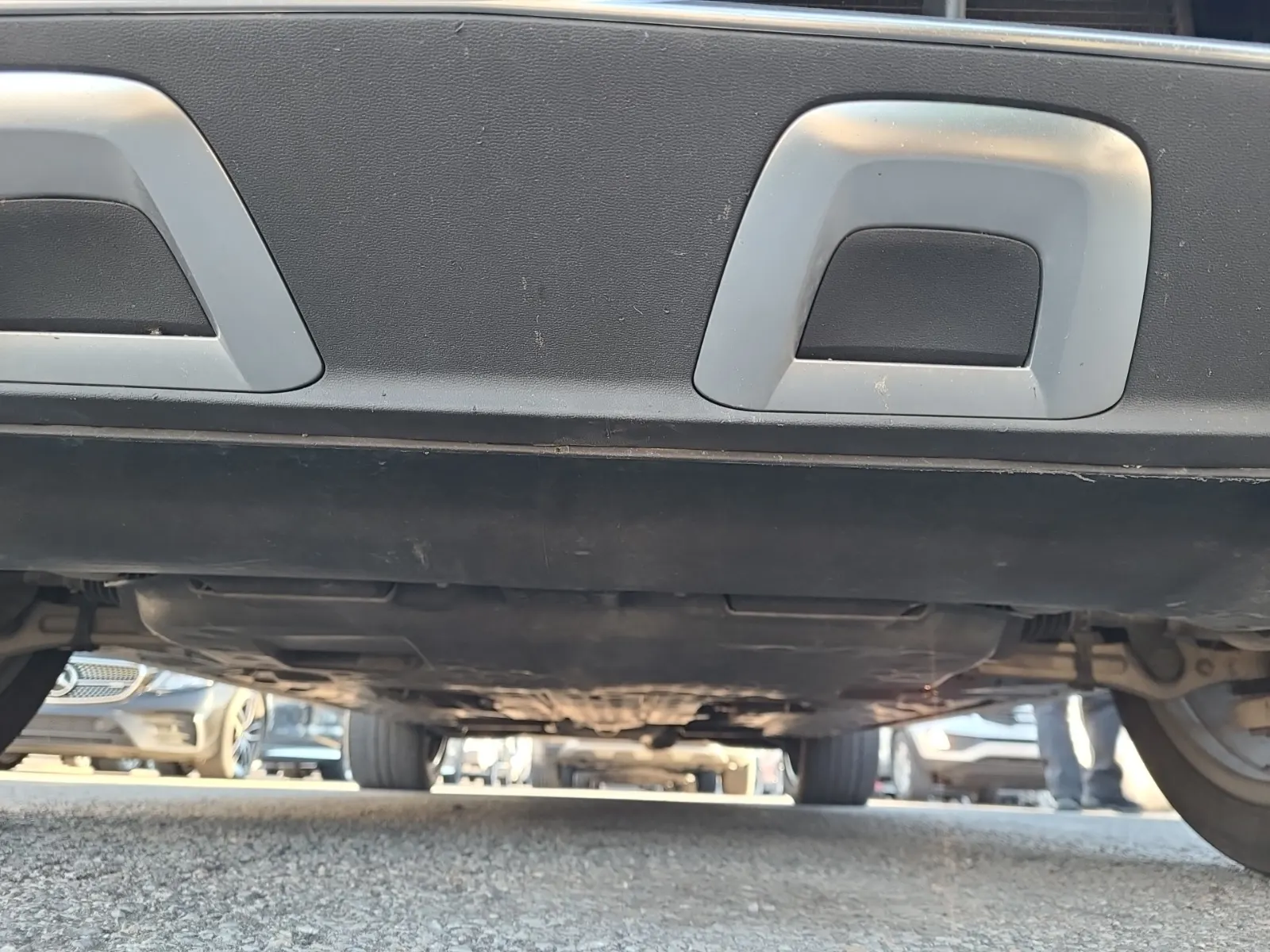 Undercarriage - Front Photo