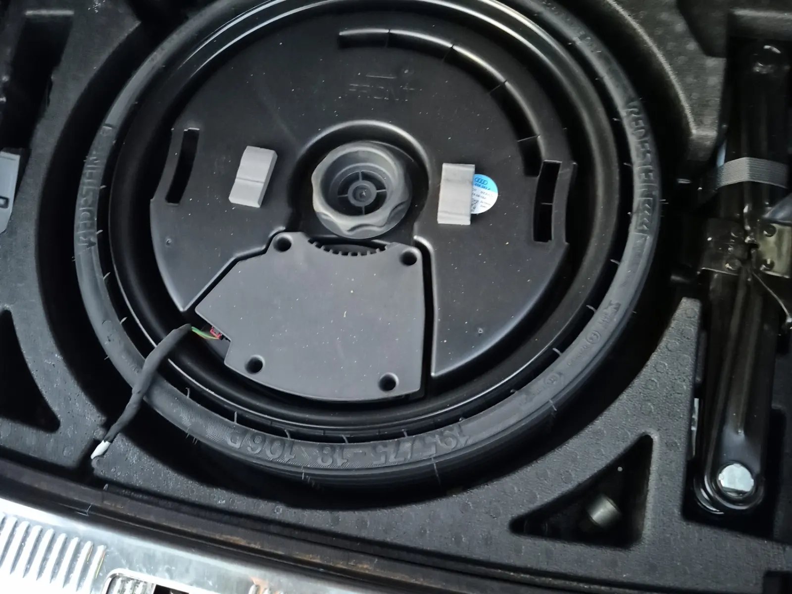 Spare Tire & Wheel Photo