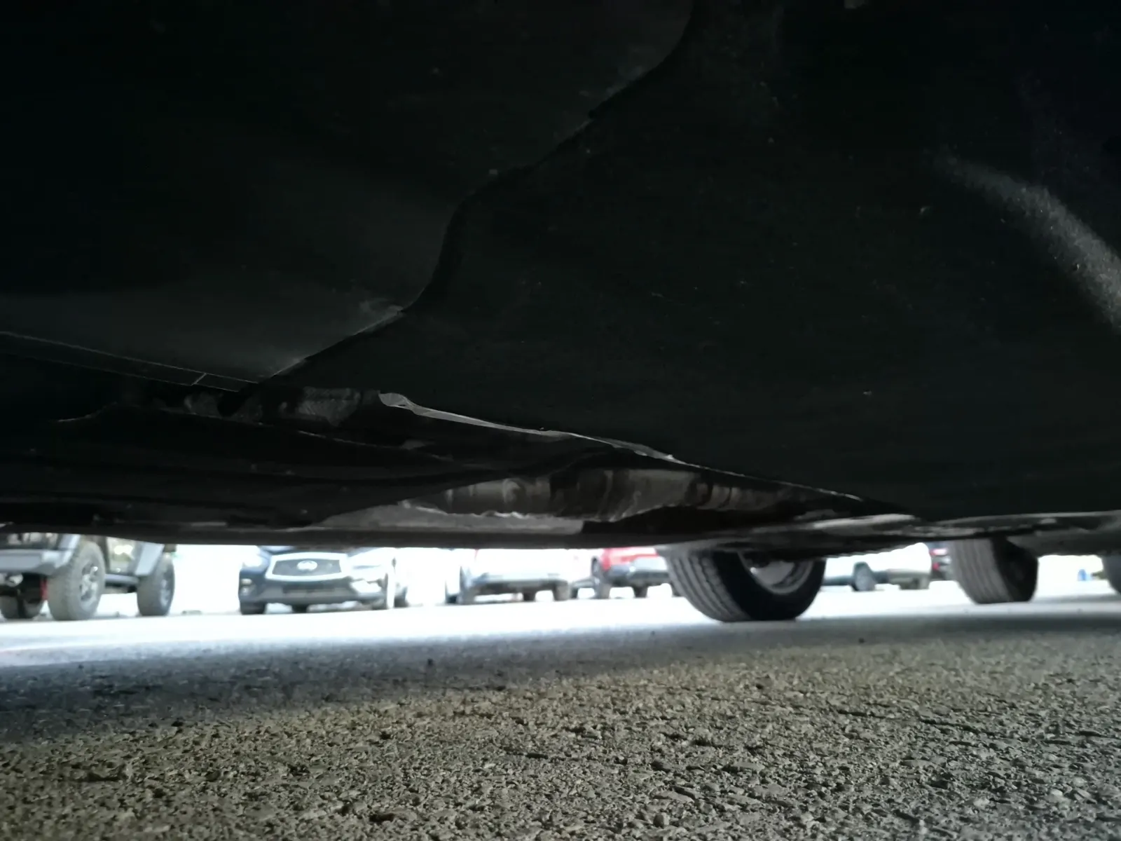 Undercarriage - Driver Photo