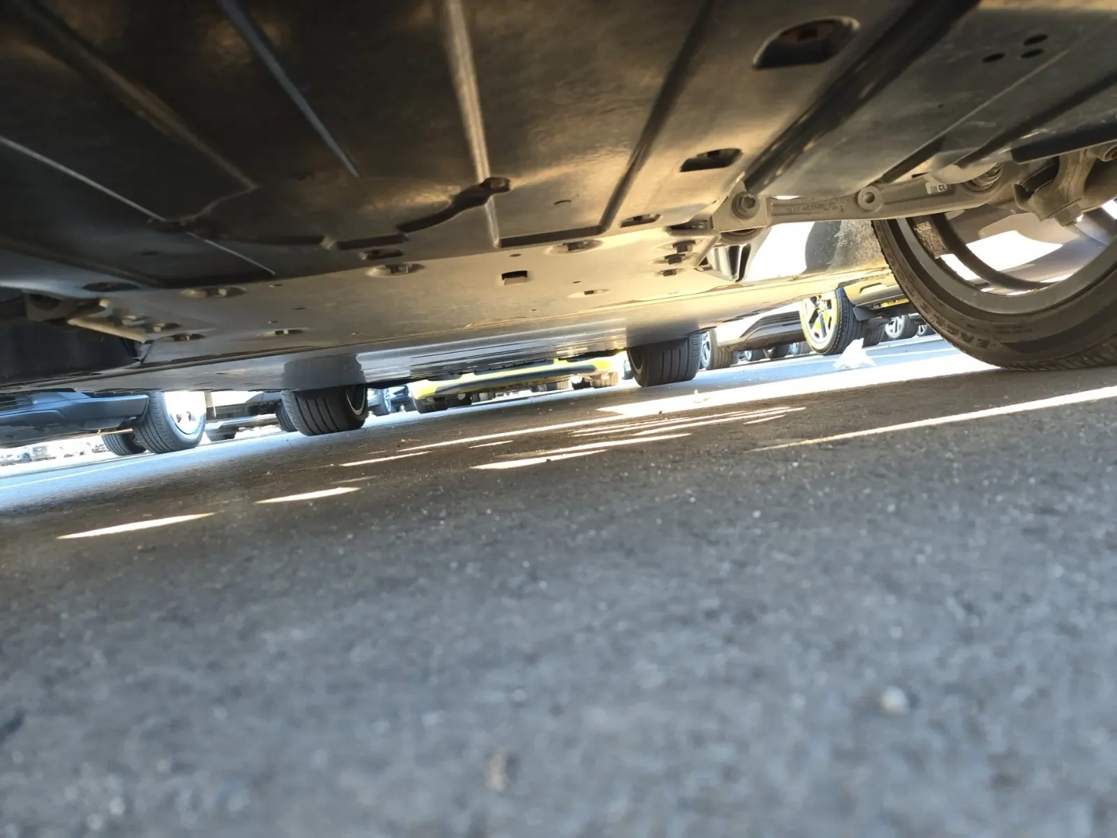 Undercarriage - Front Photo
