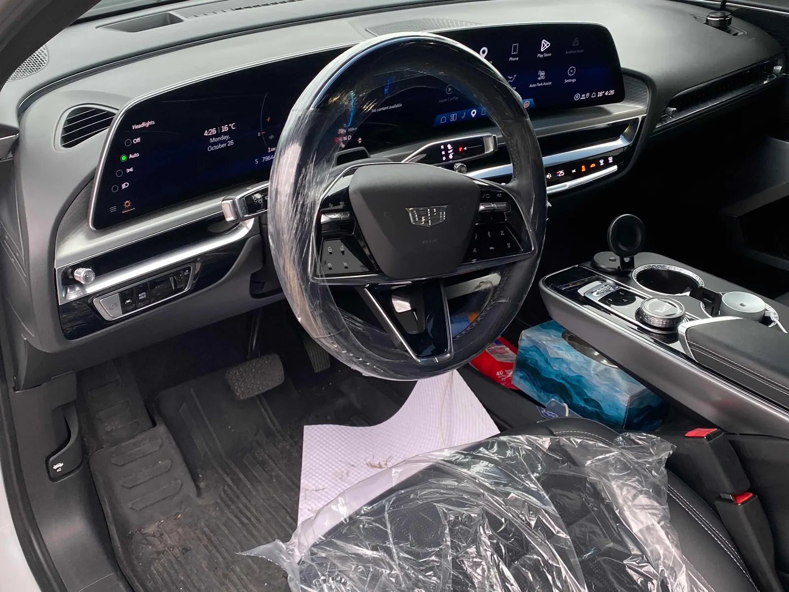 Interior driver side