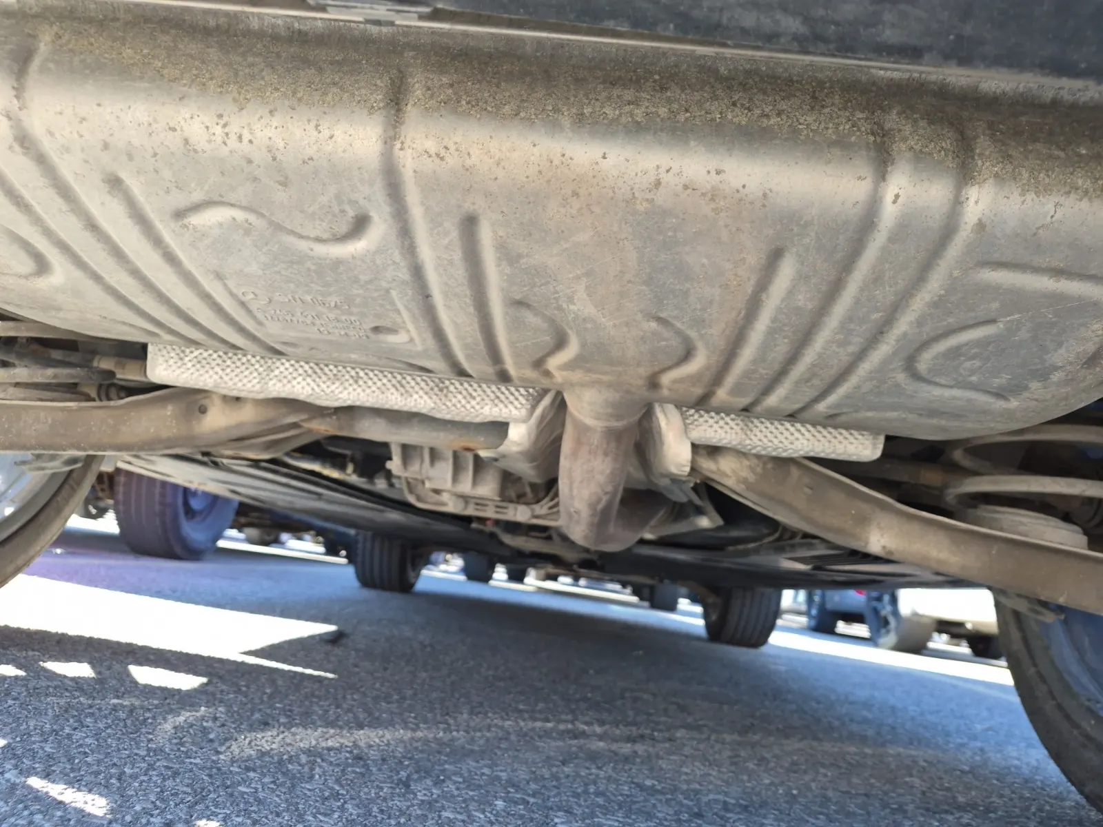 Undercarriage - Rear Photo