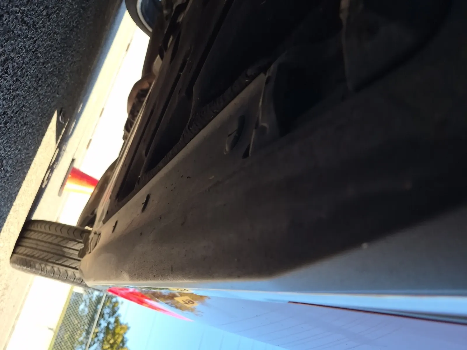Undercarriage - Driver Photo
