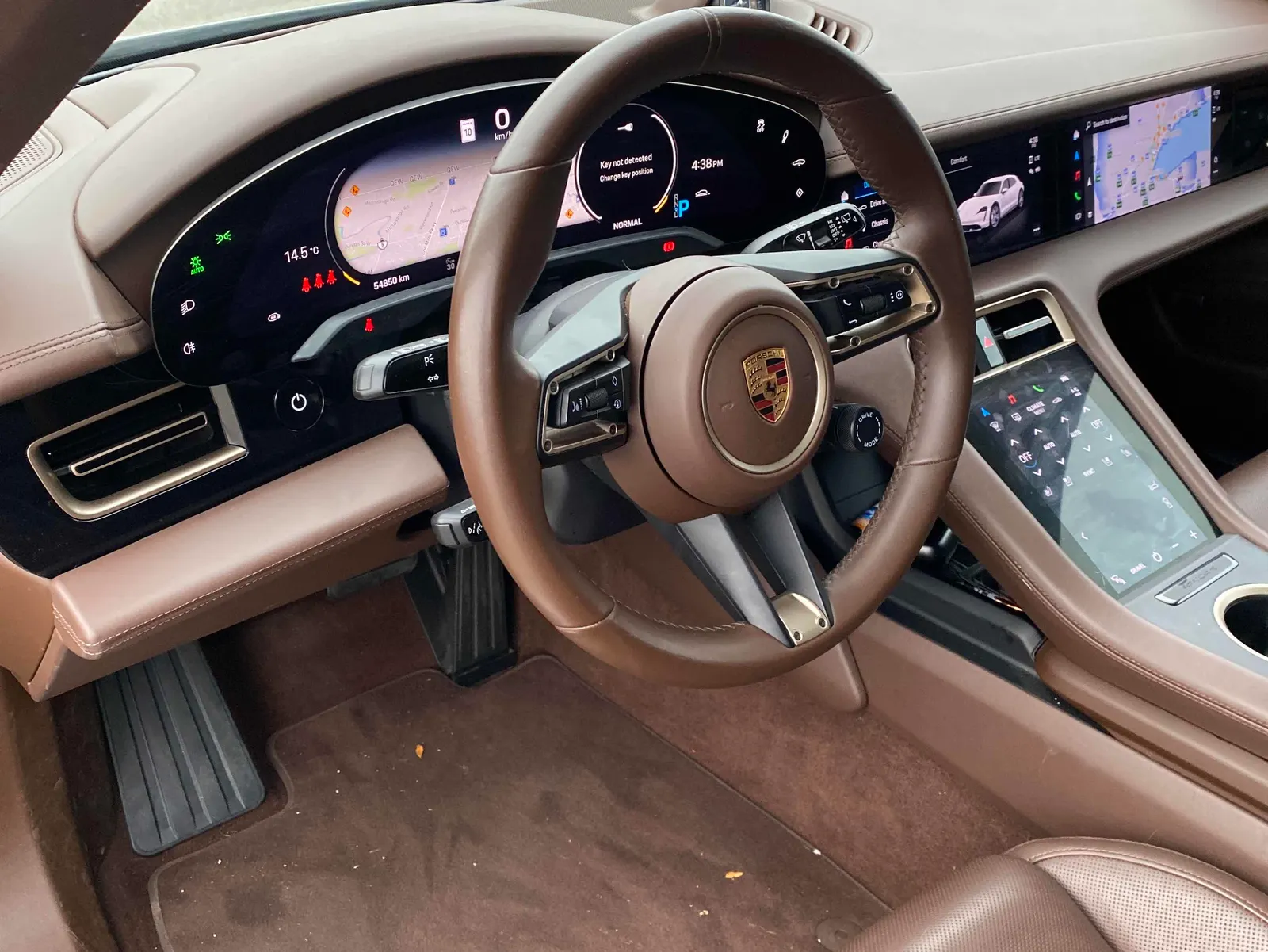 Interior driver side