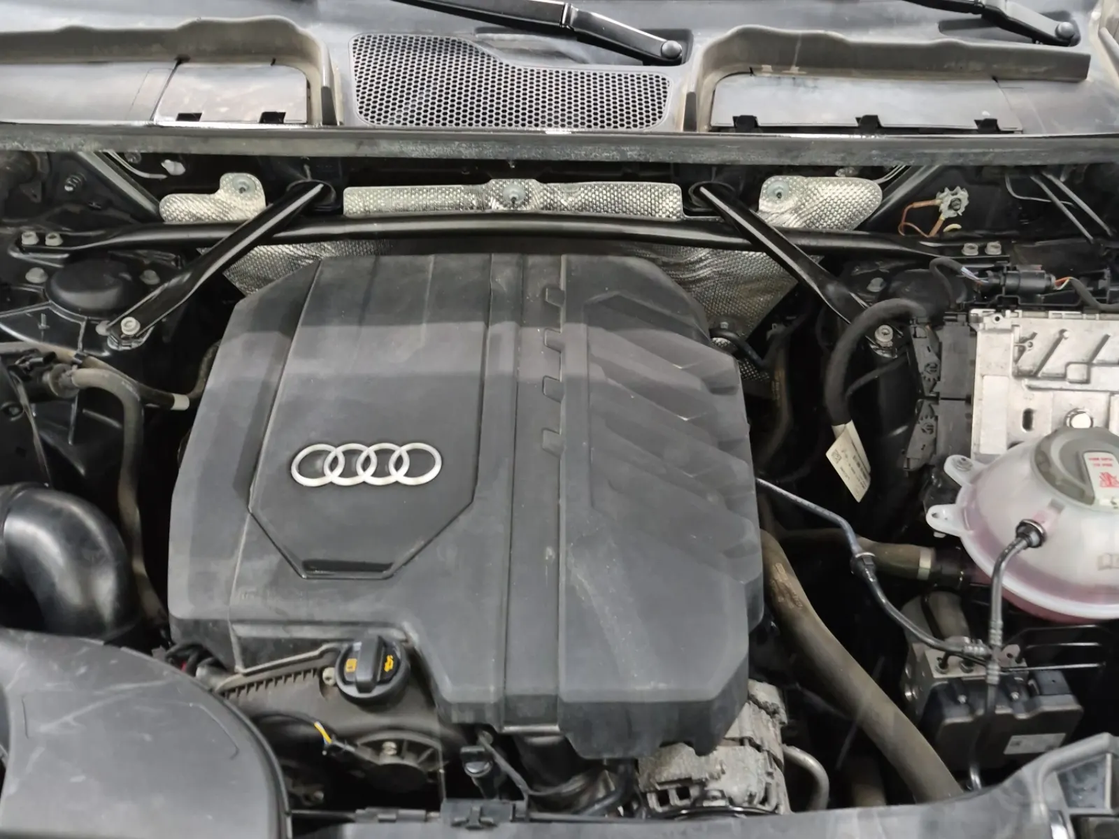 Engine Photo