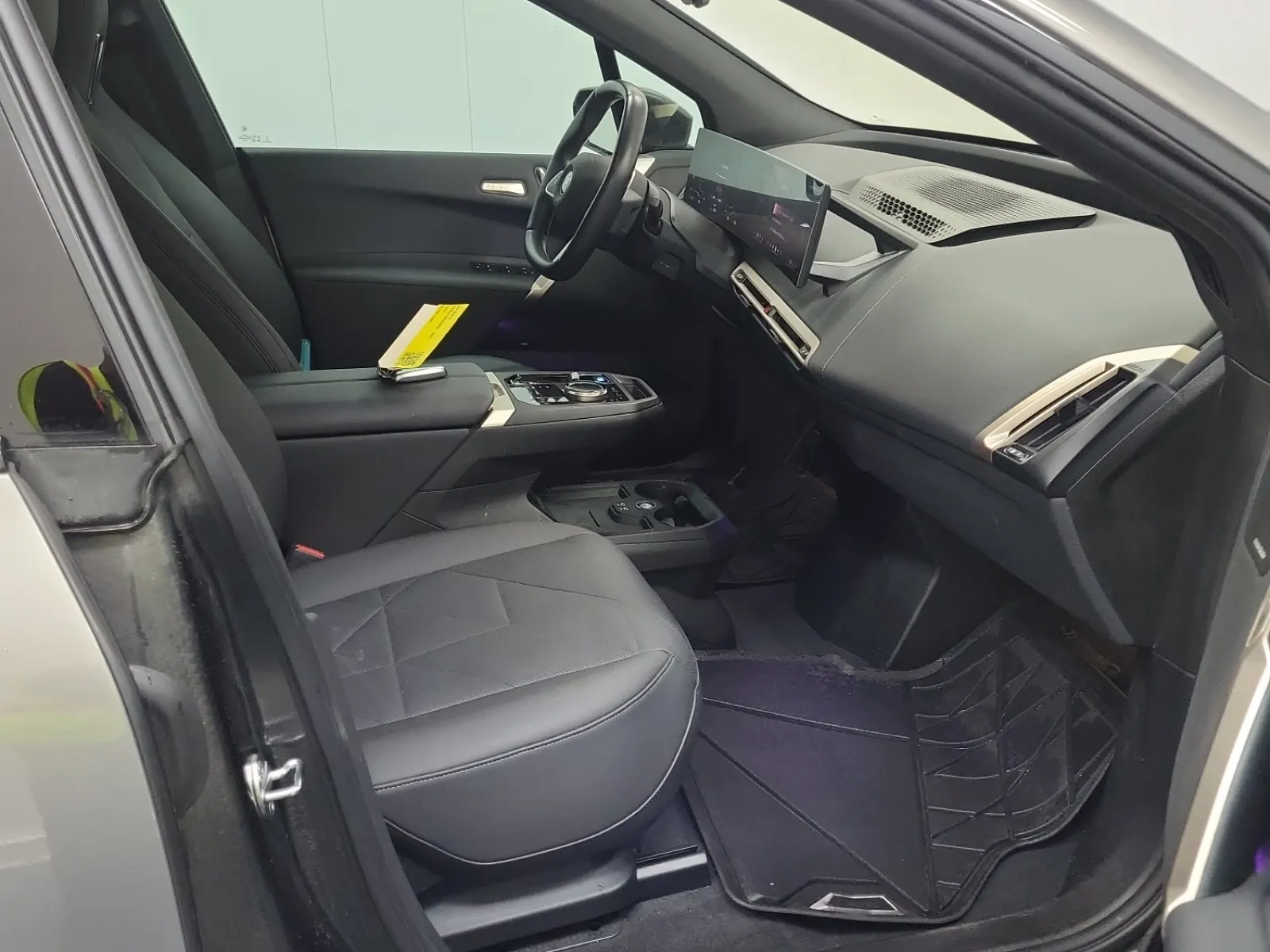 Right Side Interior Photo