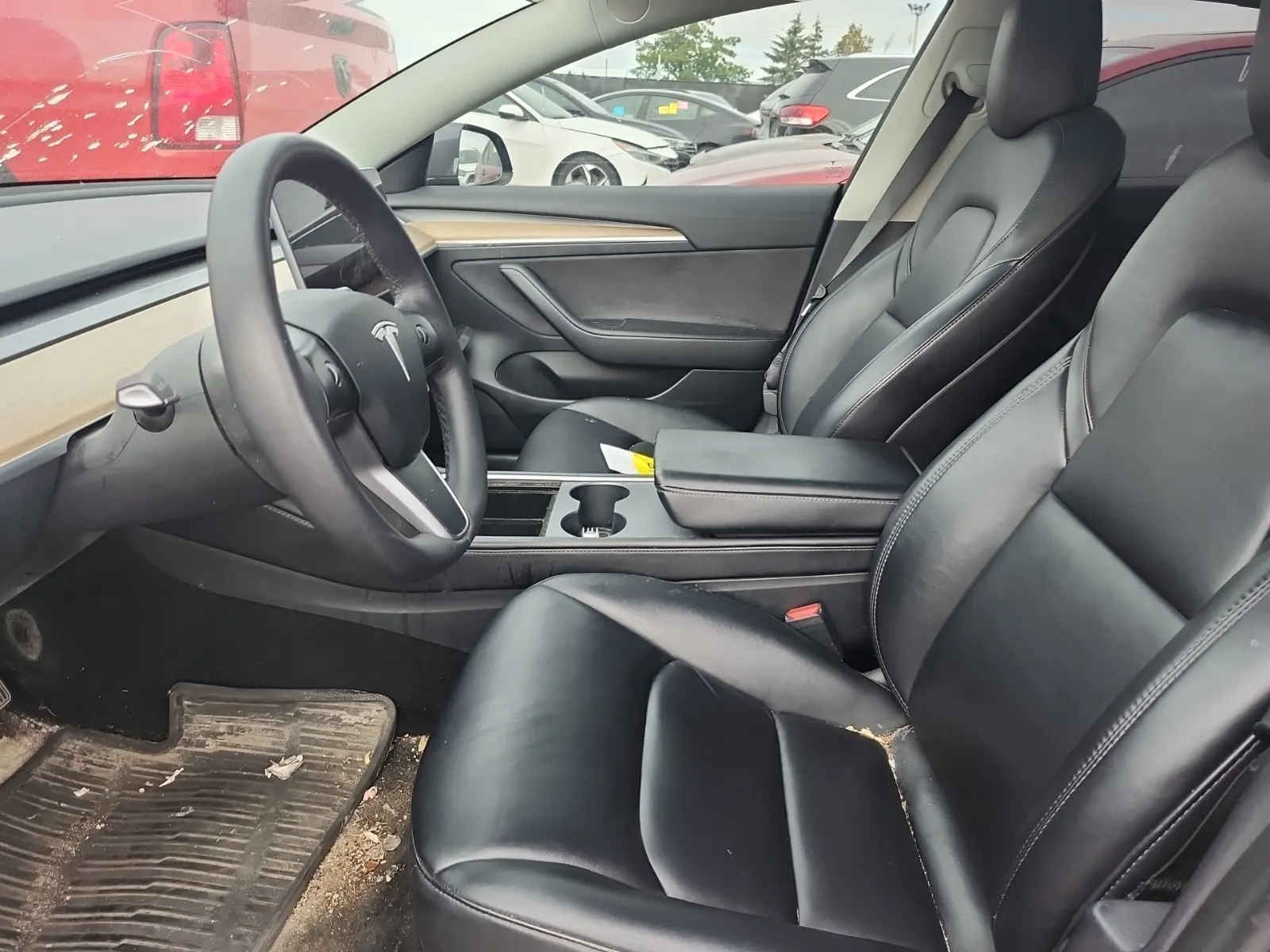 Front Interior Photo