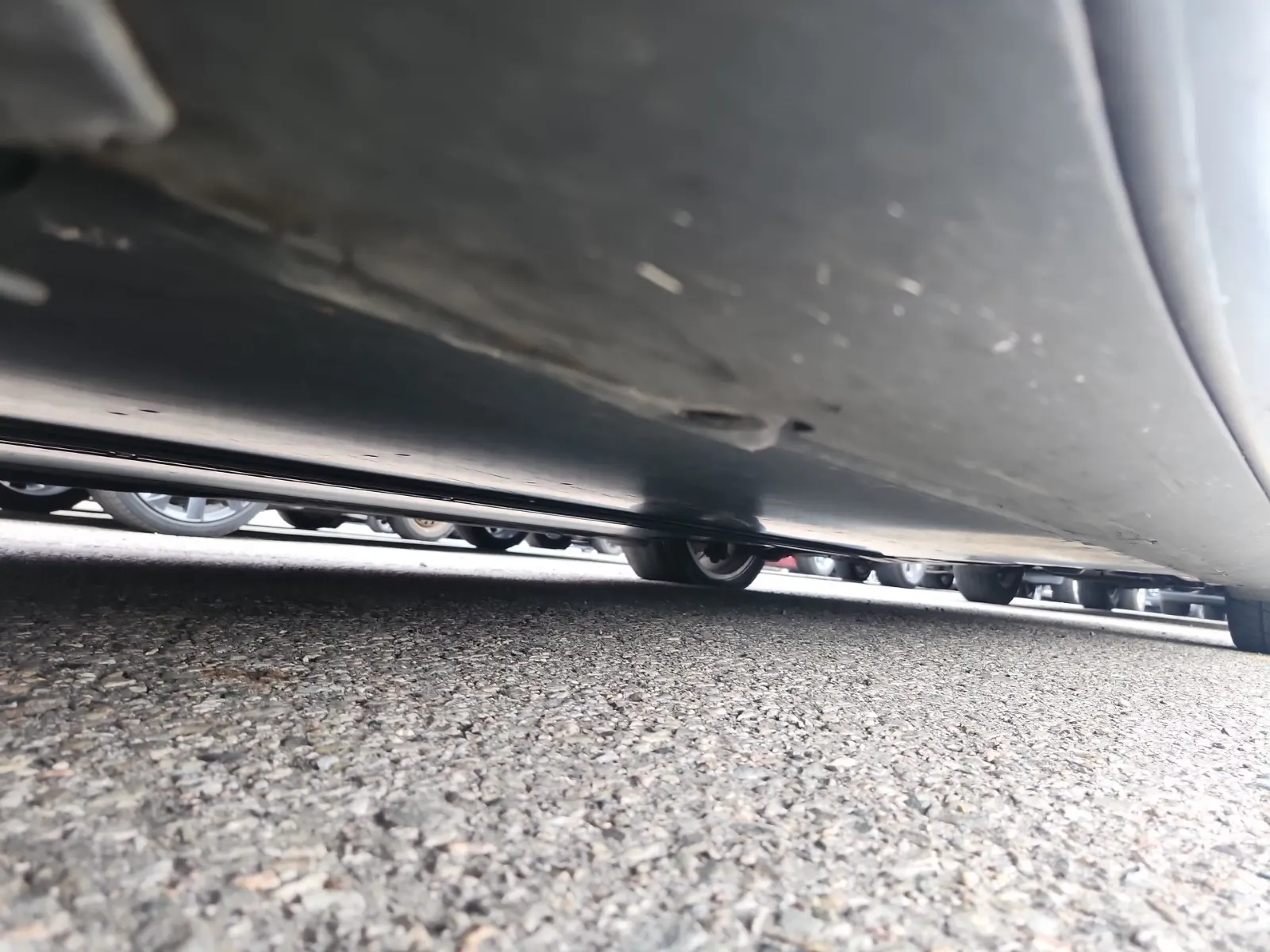 Undercarriage - Driver Photo