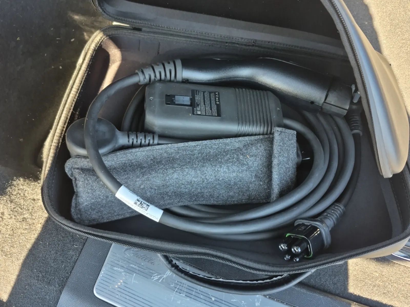 Charging Cable Photo