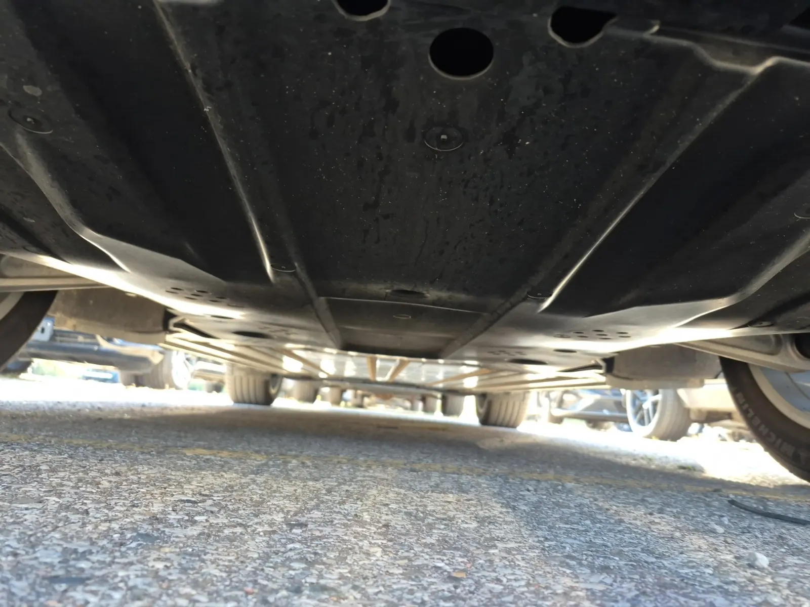 Undercarriage - Front Photo