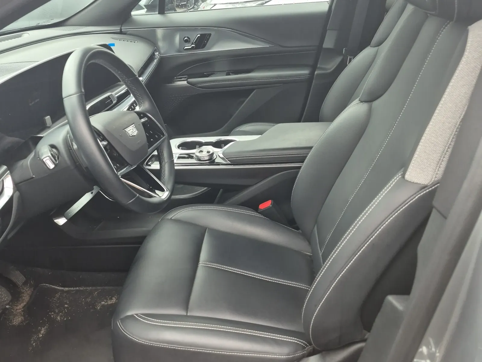 Front Interior Photo