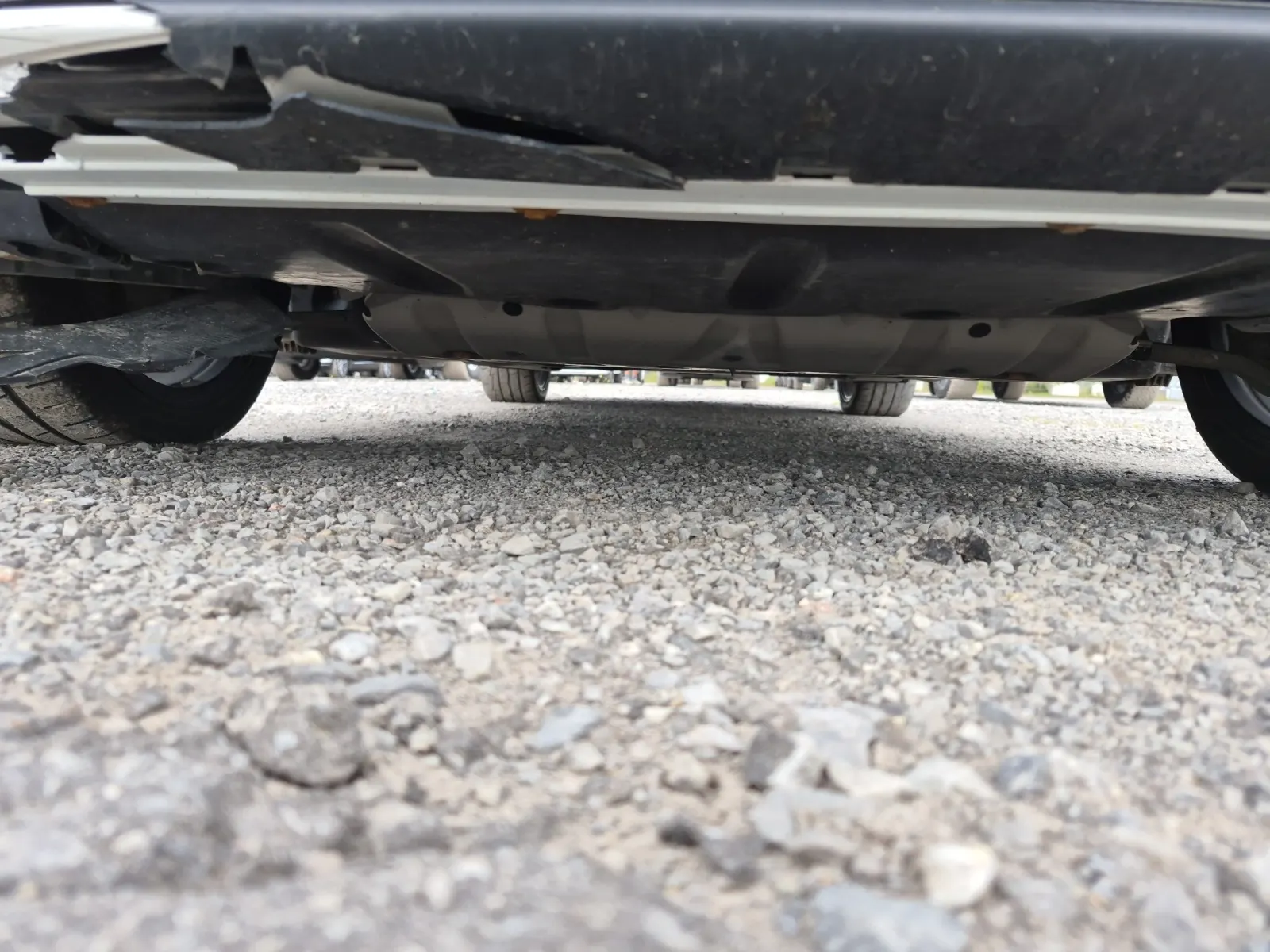 Undercarriage - Front Photo